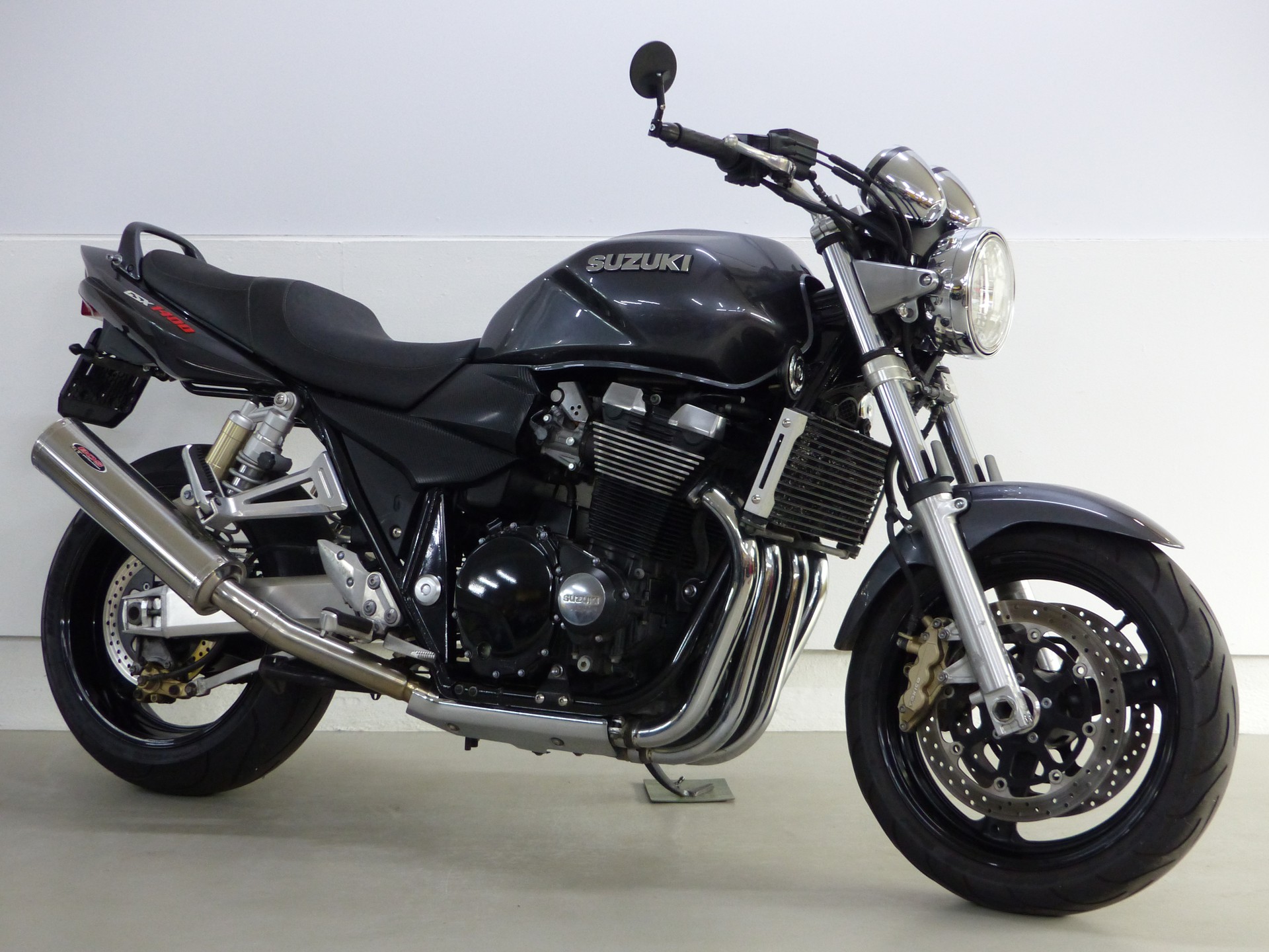 SUZUKI GSX 1400 K2 mit Zubehör-image-6