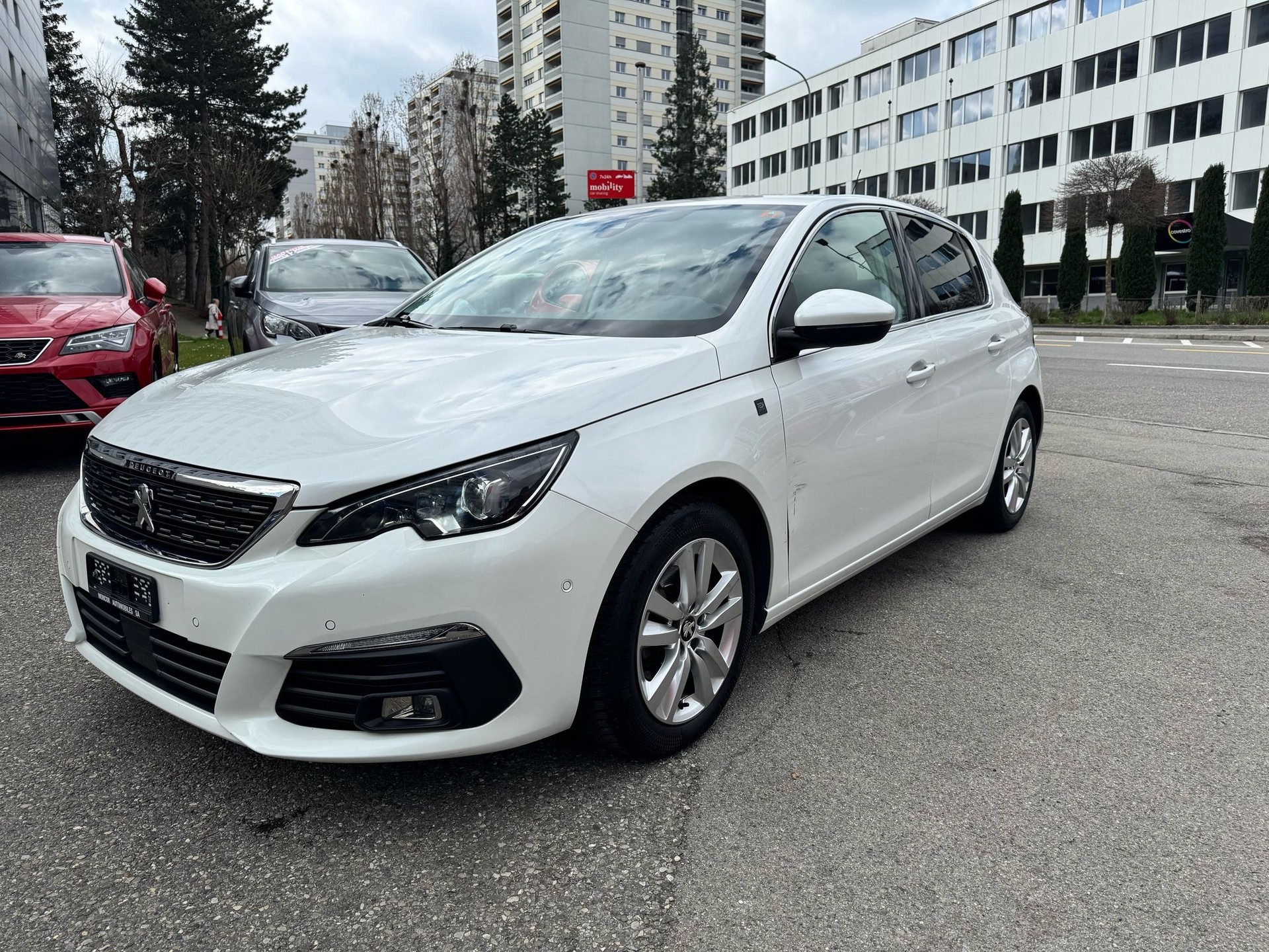PEUGEOT 308 1.2 Pure Tech Allure EAT8