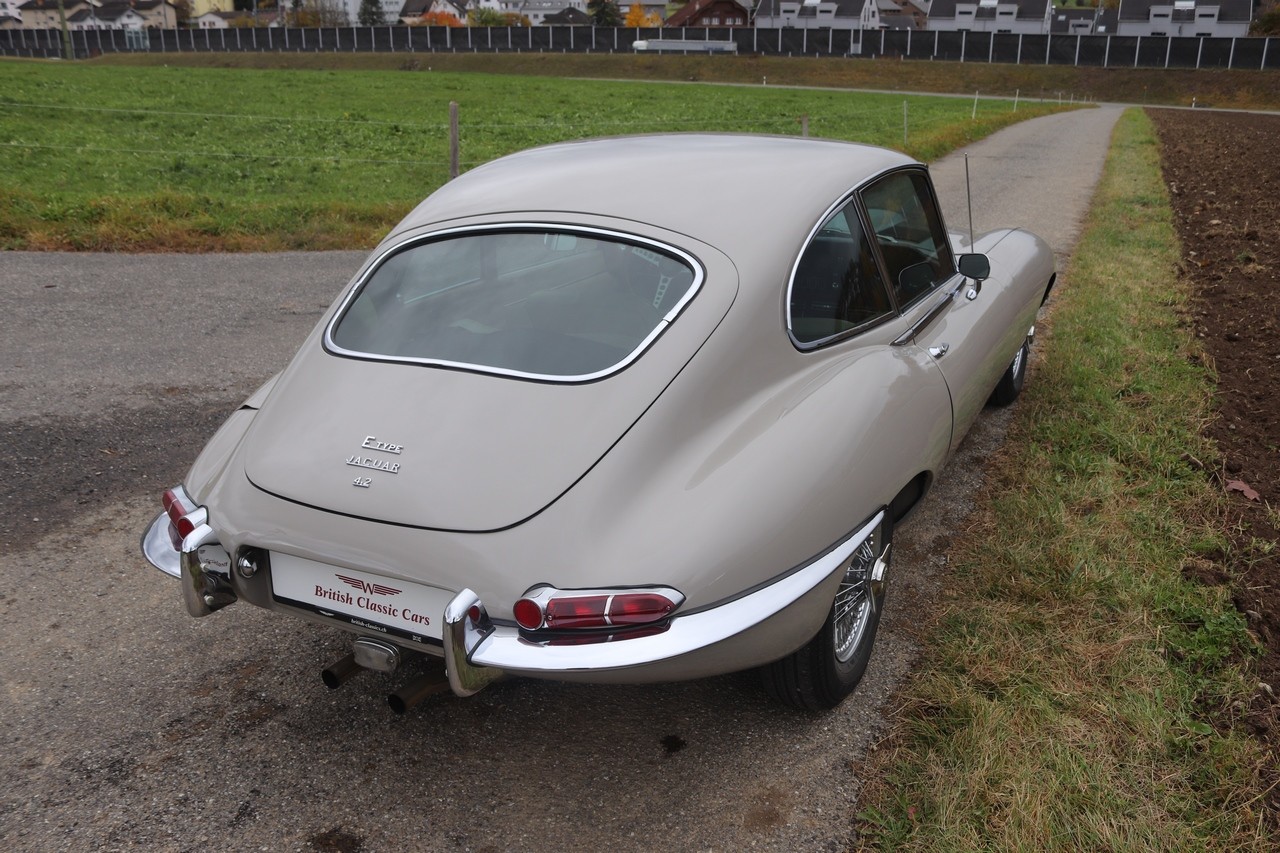 JAGUAR E-Type 4.2 S1.5 2+2-image-4