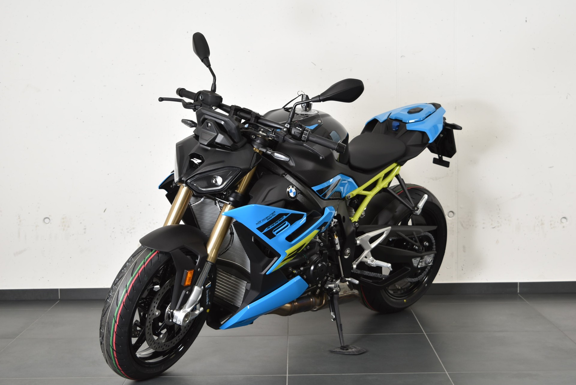 BMW S 1000 R-image-1