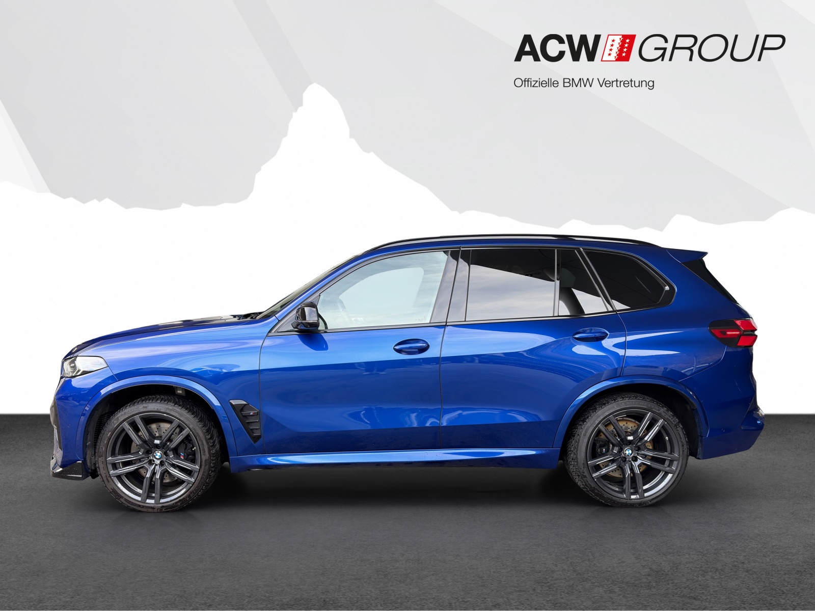 BMW X5 M Competition-showroom-element-1