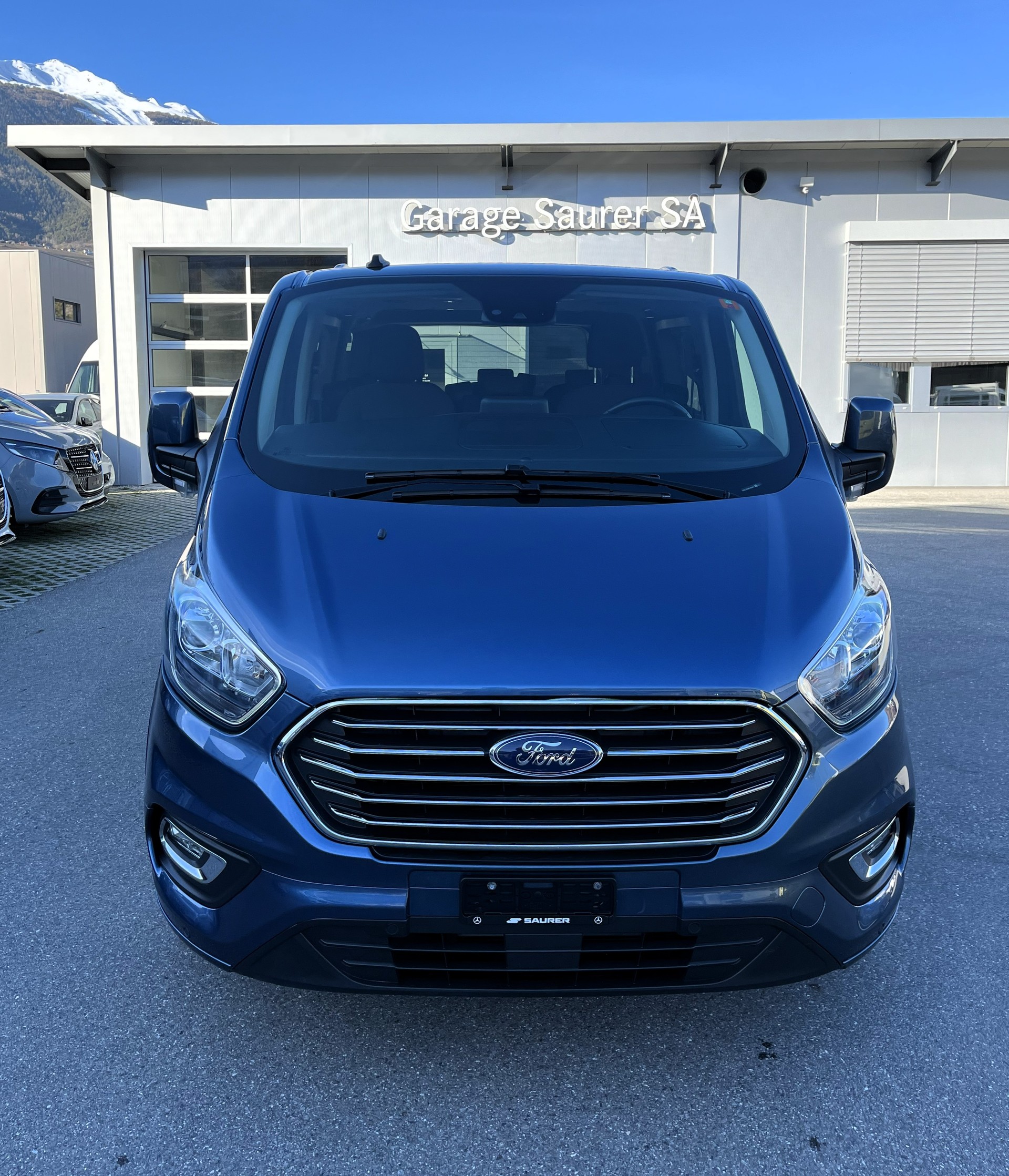 FORD Tourneo Custom 320 L1H1 Titanium A-showroom-element-1