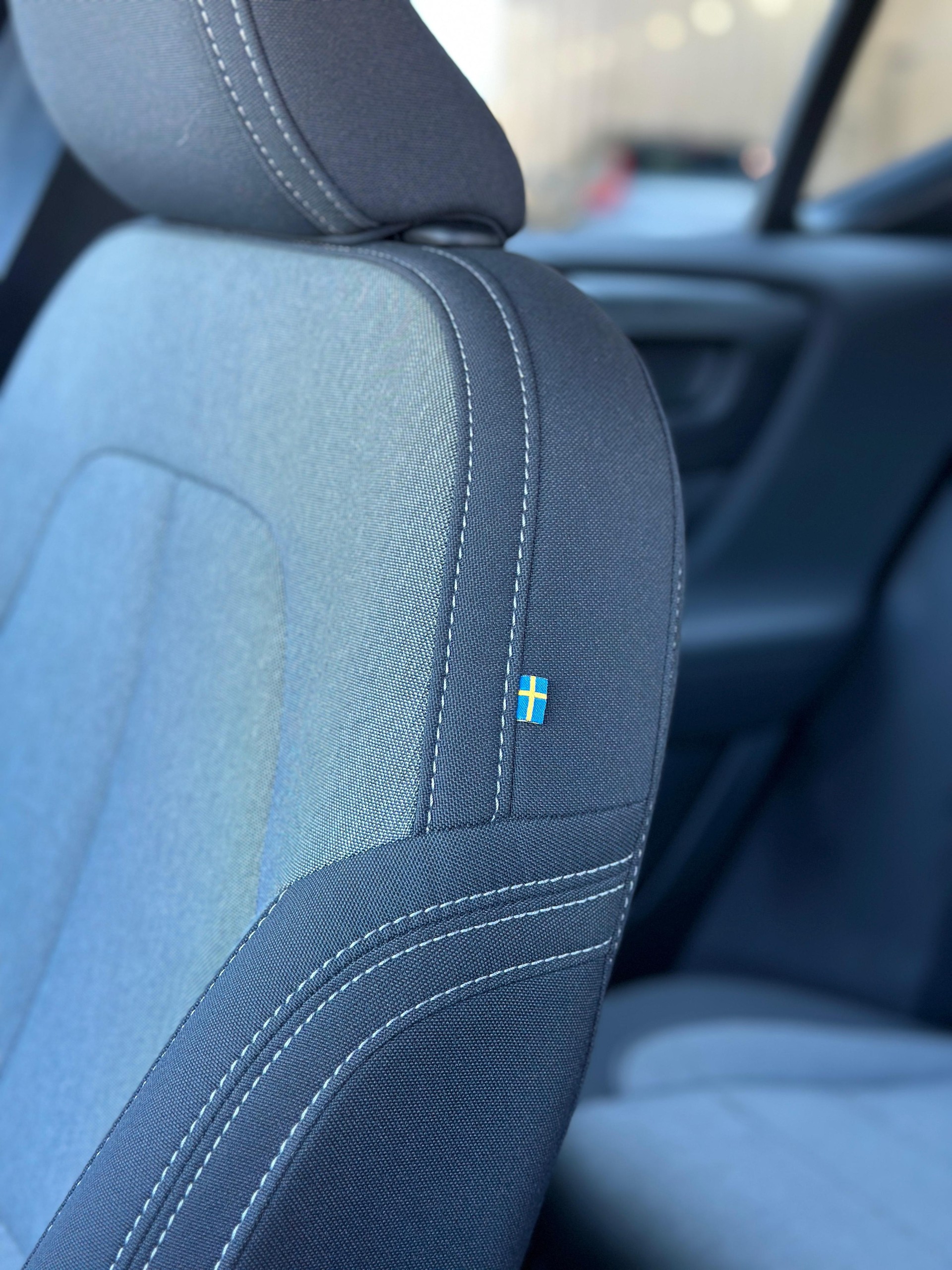 VOLVO XC40 2.0 B3 MH Core-image-12