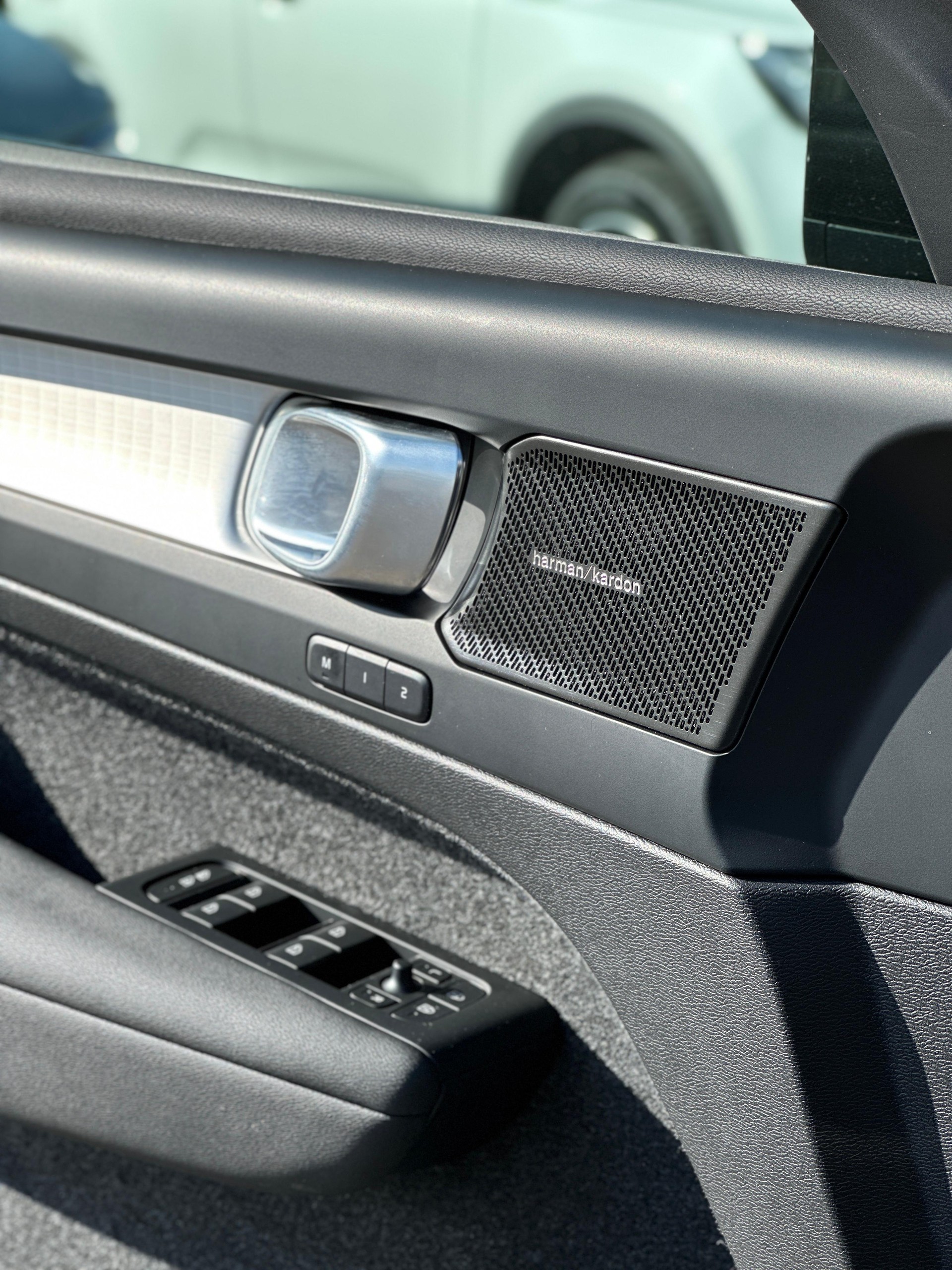 VOLVO XC40 2.0 B3 MH Core-image-10