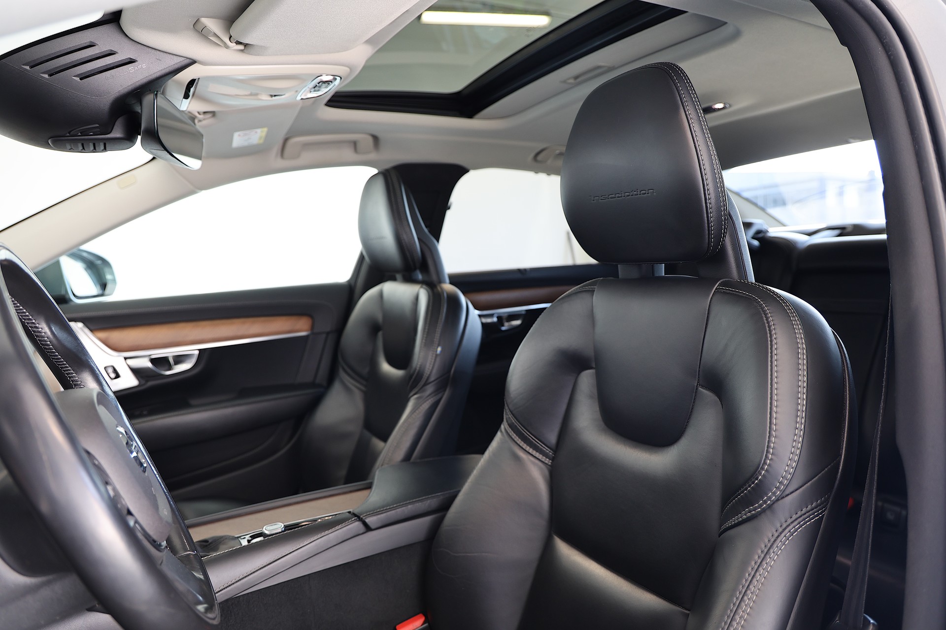 VOLVO S90 D5 AWD Inscription Geartronic Powerpulse-image-6