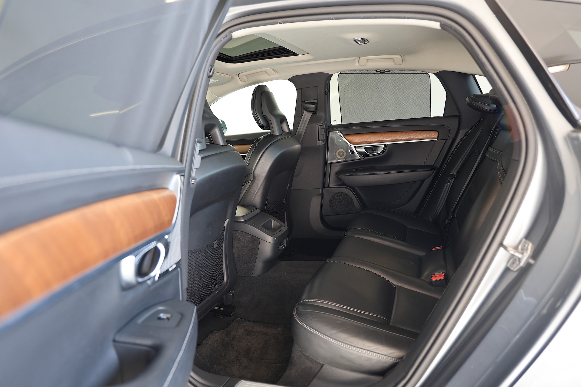 VOLVO S90 D5 AWD Inscription Geartronic Powerpulse-image-15