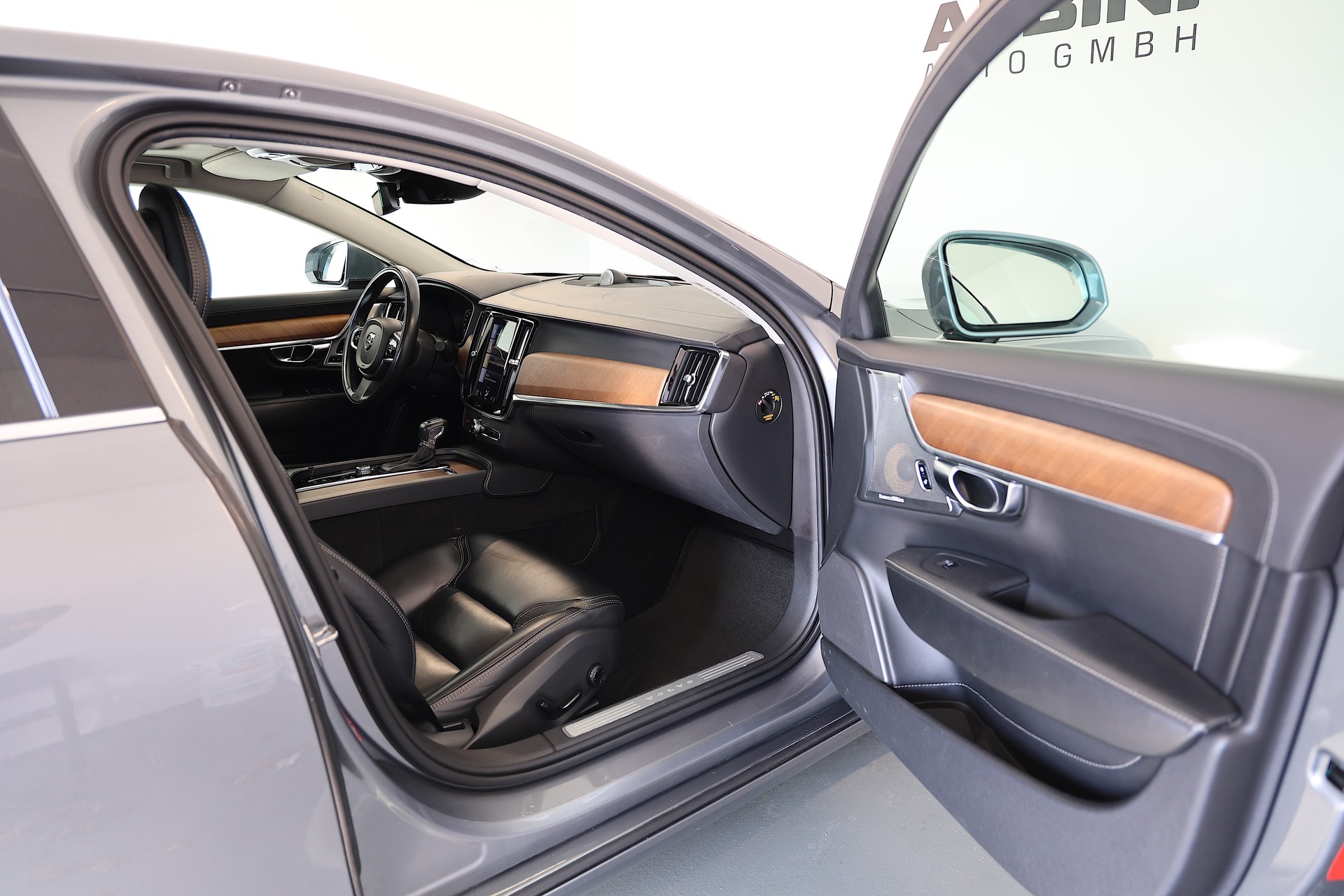 VOLVO S90 D5 AWD Inscription Geartronic Powerpulse-image-11