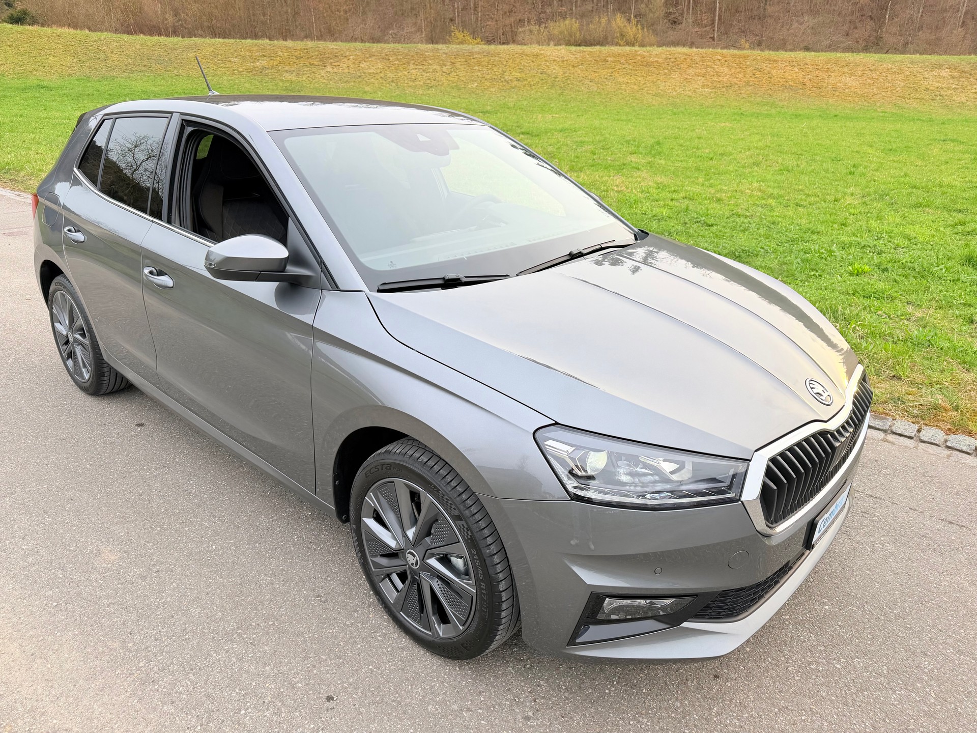 SKODA "NEUWAGEN" FABIA 1.0 TSI "DYNAMIC PAKET" DSG-AUTOMAT "NEU NUR 48 KM" NOCH NIE EINGELÖST !! CH WAGEN !!-image-15