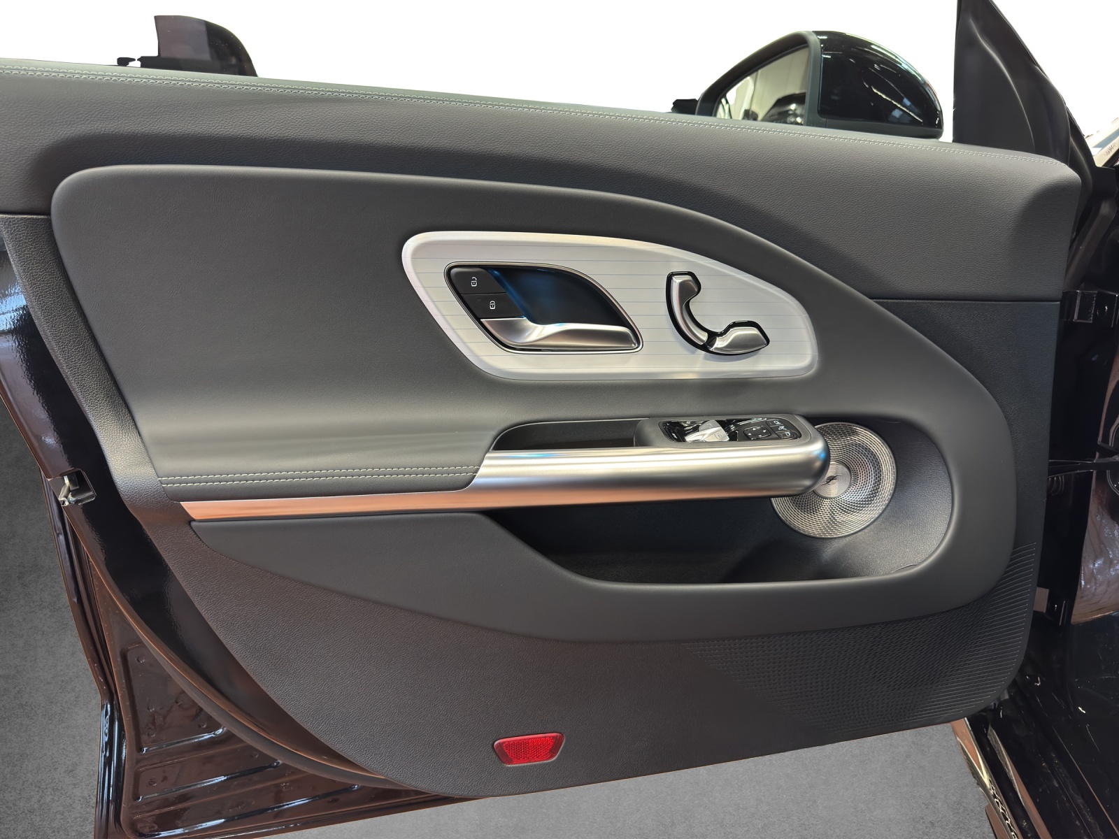 MERCEDES-BENZ CLA SB 350 4M 85 kWh EQ-image-12