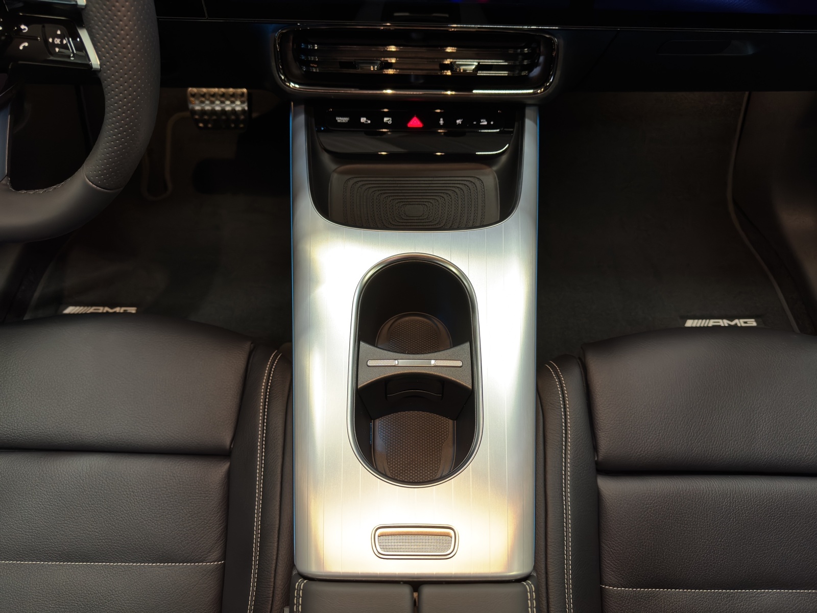 MERCEDES-BENZ CLA SB 350 4M 85 kWh EQ-image-13