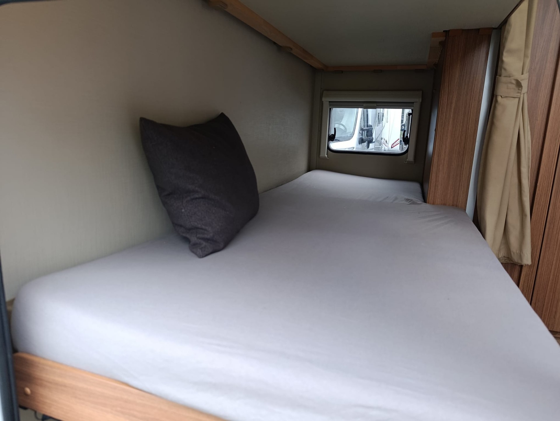 CARADO Capron A461***Raumwunder für Familien 6 Sitz-,Schlafplätzen***Großzügige Dinette***Getrennte Bereiche**Große Küche***-image-25