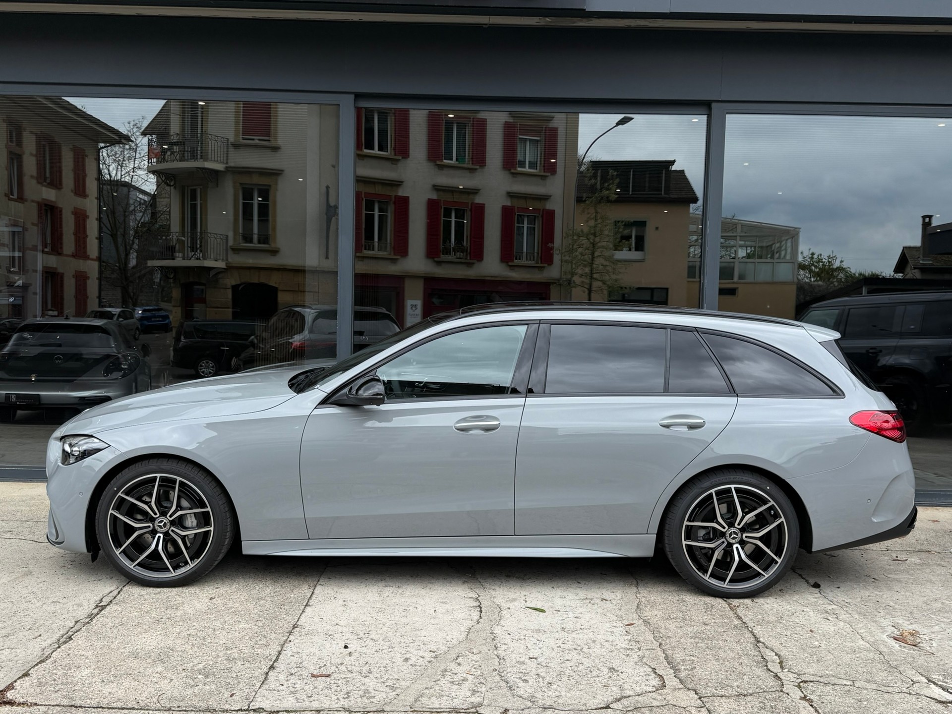 MERCEDES-BENZ C 220 d 4 Matic Swiss Star-image-21