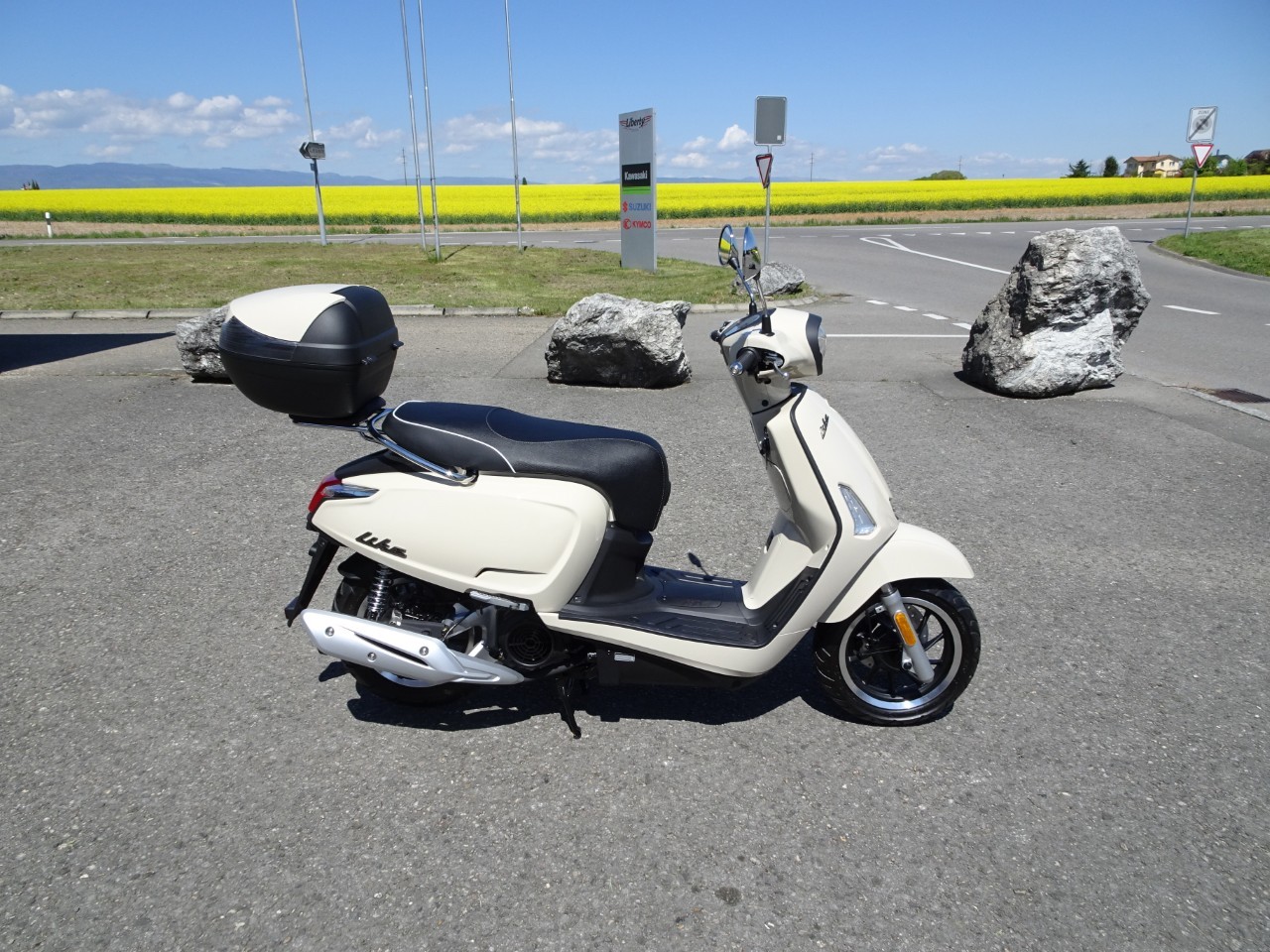 KYMCO Like 125i Topcase-image-0