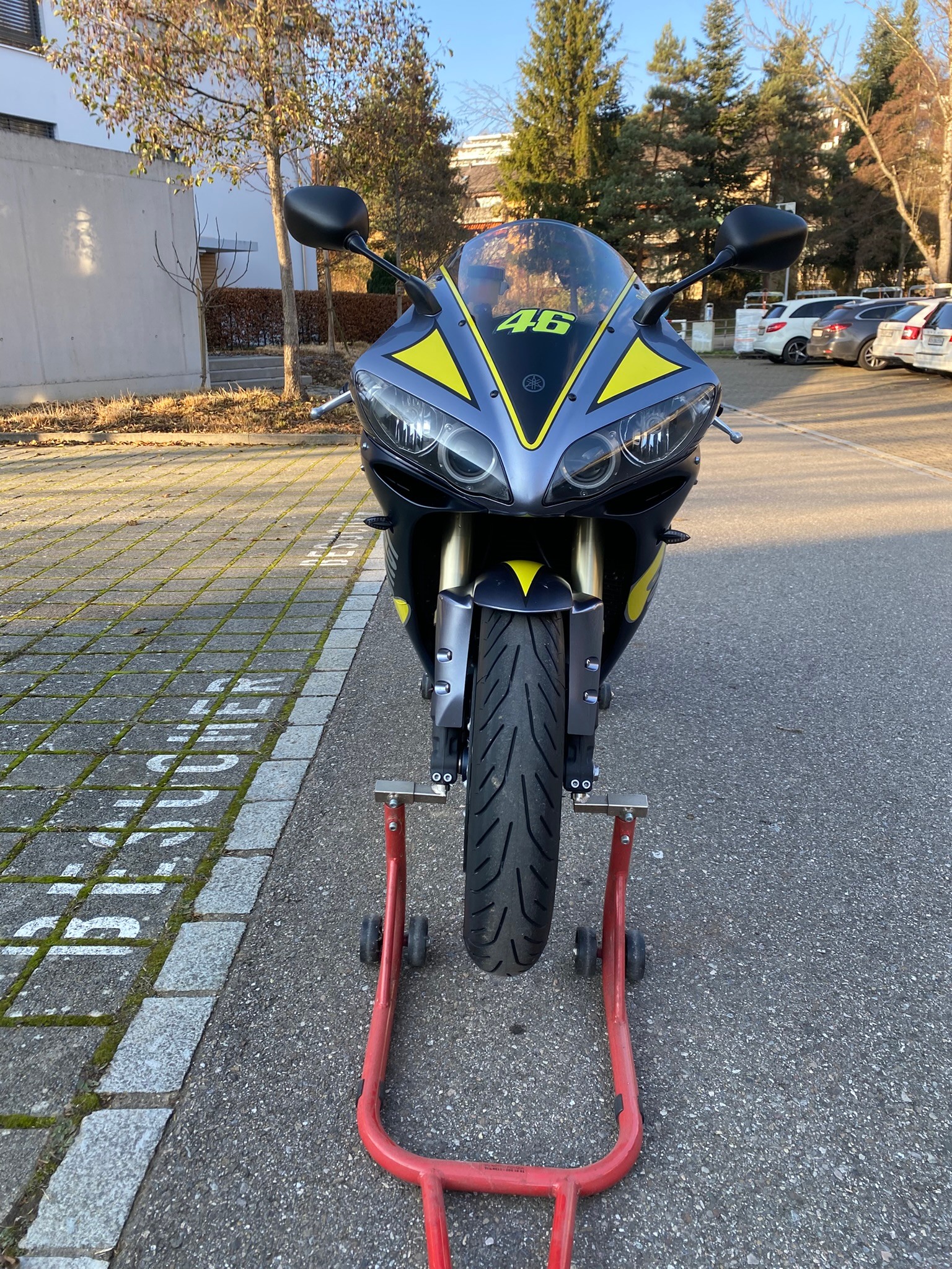 YAMAHA YZF-R1-image-4