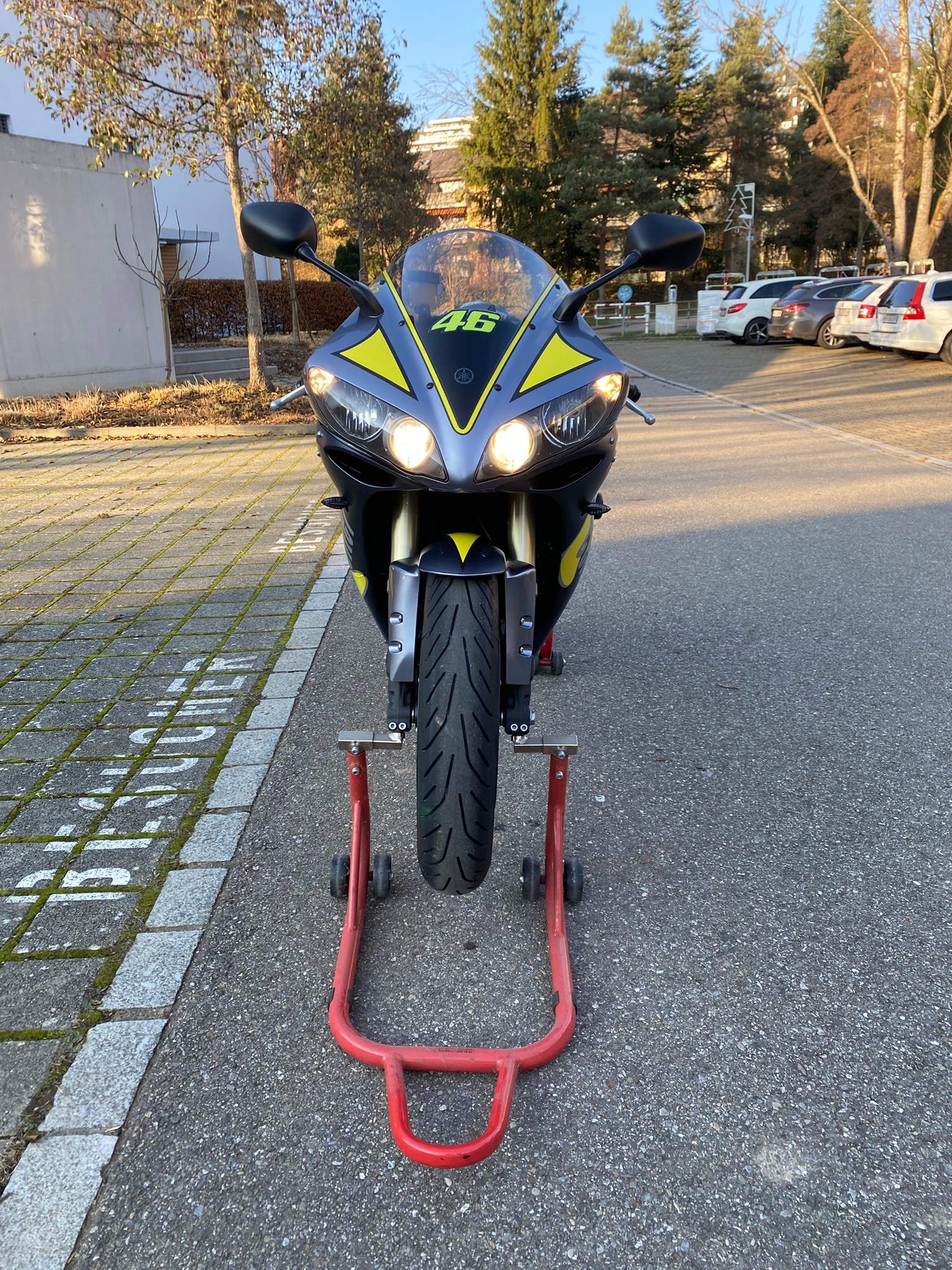 YAMAHA YZF-R1-image-8