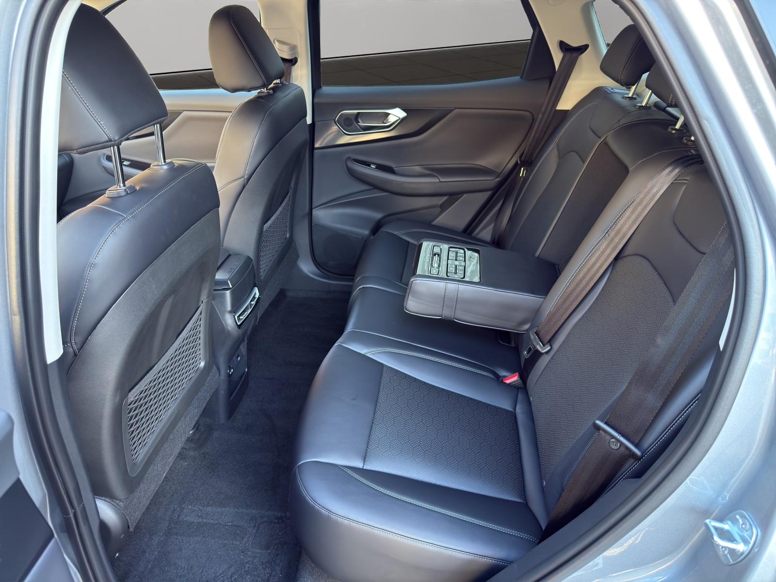 BAIC X7 1.5 Premium-image-11