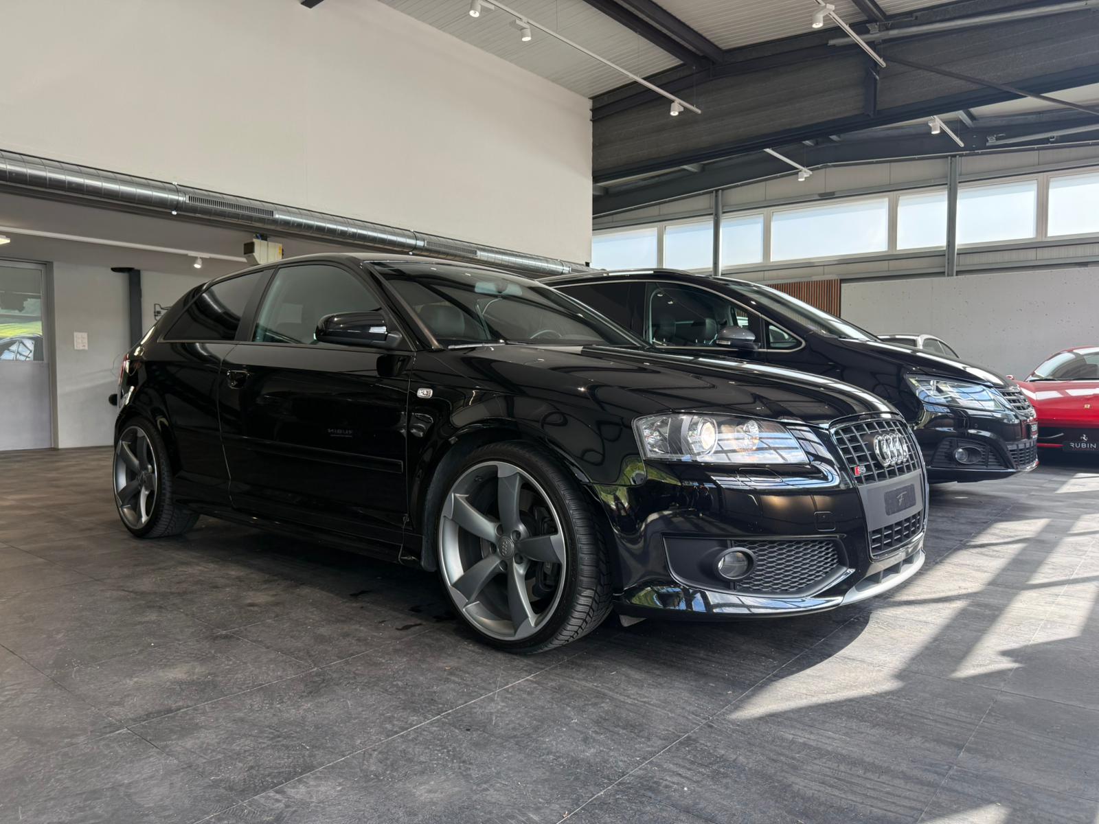 AUDI S3 2.0 Turbo FSI quattro-image-6