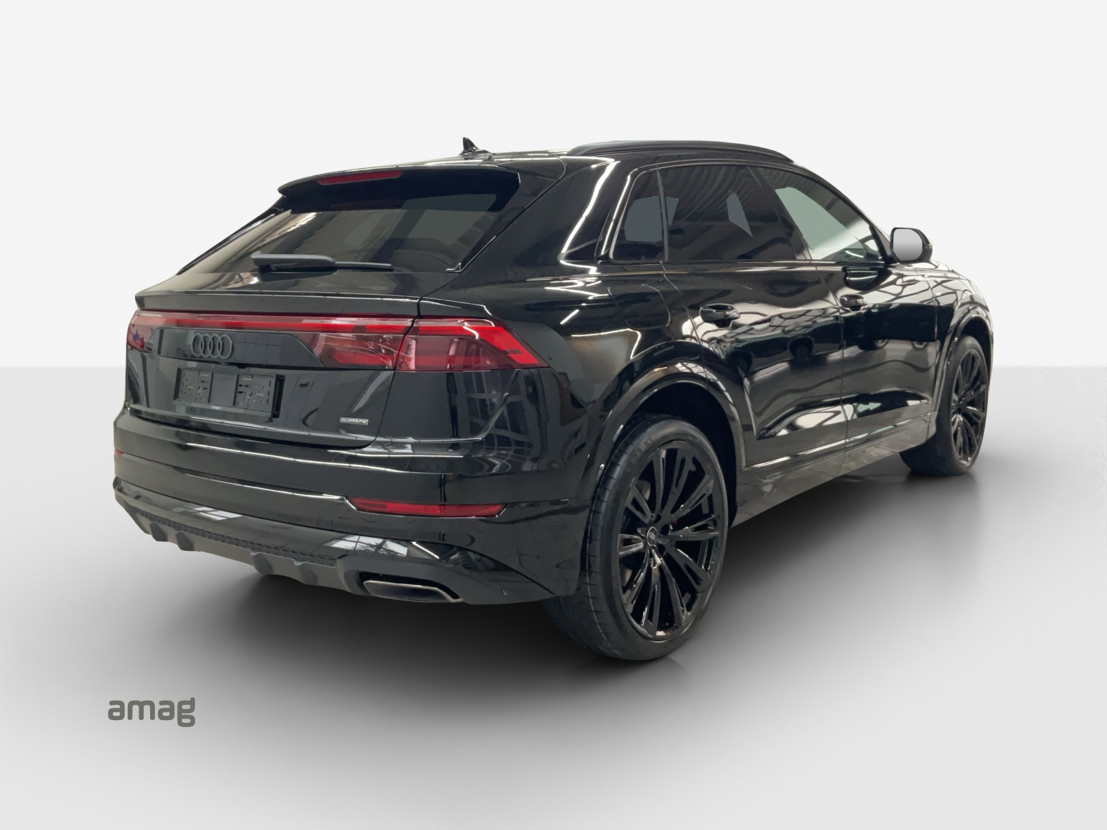 AUDI Q8 55 TFSI e quattro PHEV tiptronic-image-4