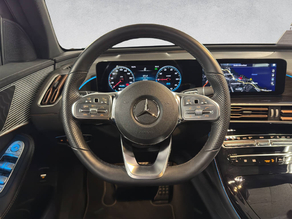 MERCEDES-BENZ EQC 400 AMG Line 4Matic-image-11