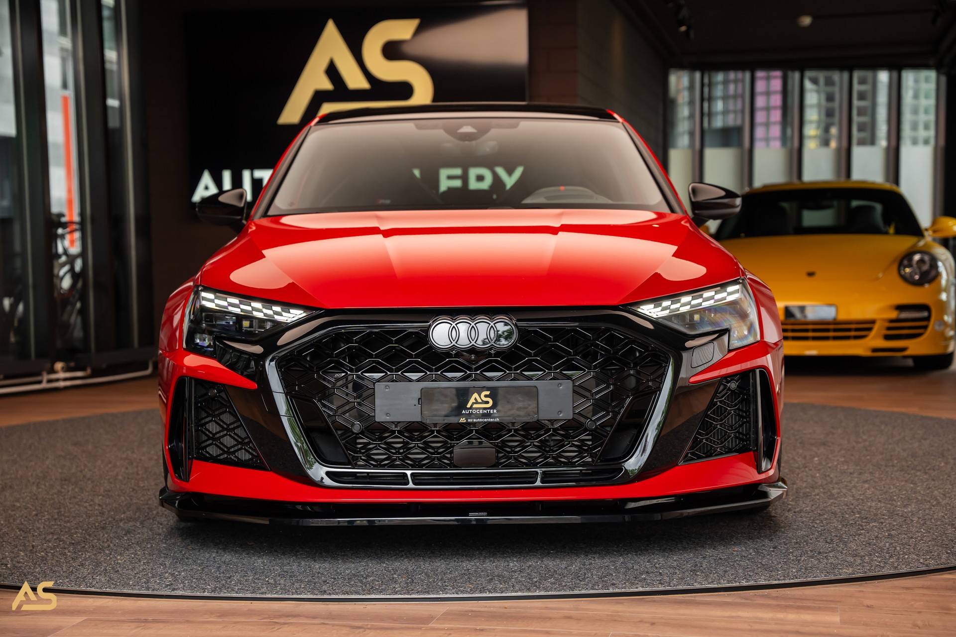 AUDI RS3 Sportback 2.5 TSI Facelift *PROGRESSIVE RED* TRAUM | R8-SCHALENSITZE | PANORAMA | CARBON | WERKSGARANTIE-image-9