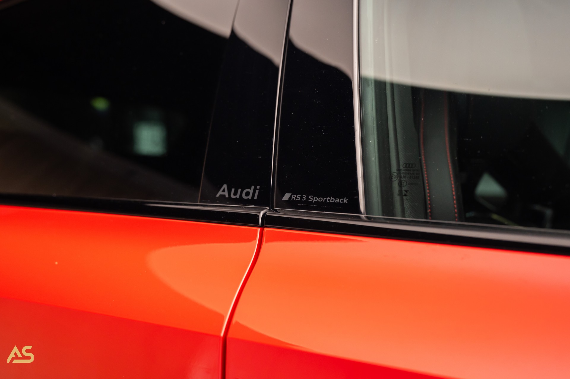 AUDI RS3 Sportback 2.5 TSI Facelift *PROGRESSIVE RED* TRAUM | R8-SCHALENSITZE | PANORAMA | CARBON | WERKSGARANTIE-image-11