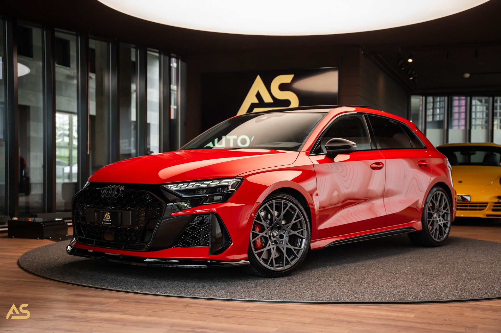 AUDI RS3 Sportback 2.5 TSI Facelift *PROGRESSIVE RED* TRAUM | R8-SCHALENSITZE | PANORAMA | CARBON | WERKSGARANTIE