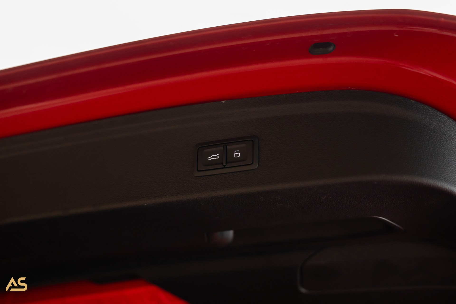 AUDI RS3 Sportback 2.5 TSI Facelift *PROGRESSIVE RED* TRAUM | R8-SCHALENSITZE | PANORAMA | CARBON | WERKSGARANTIE-image-13