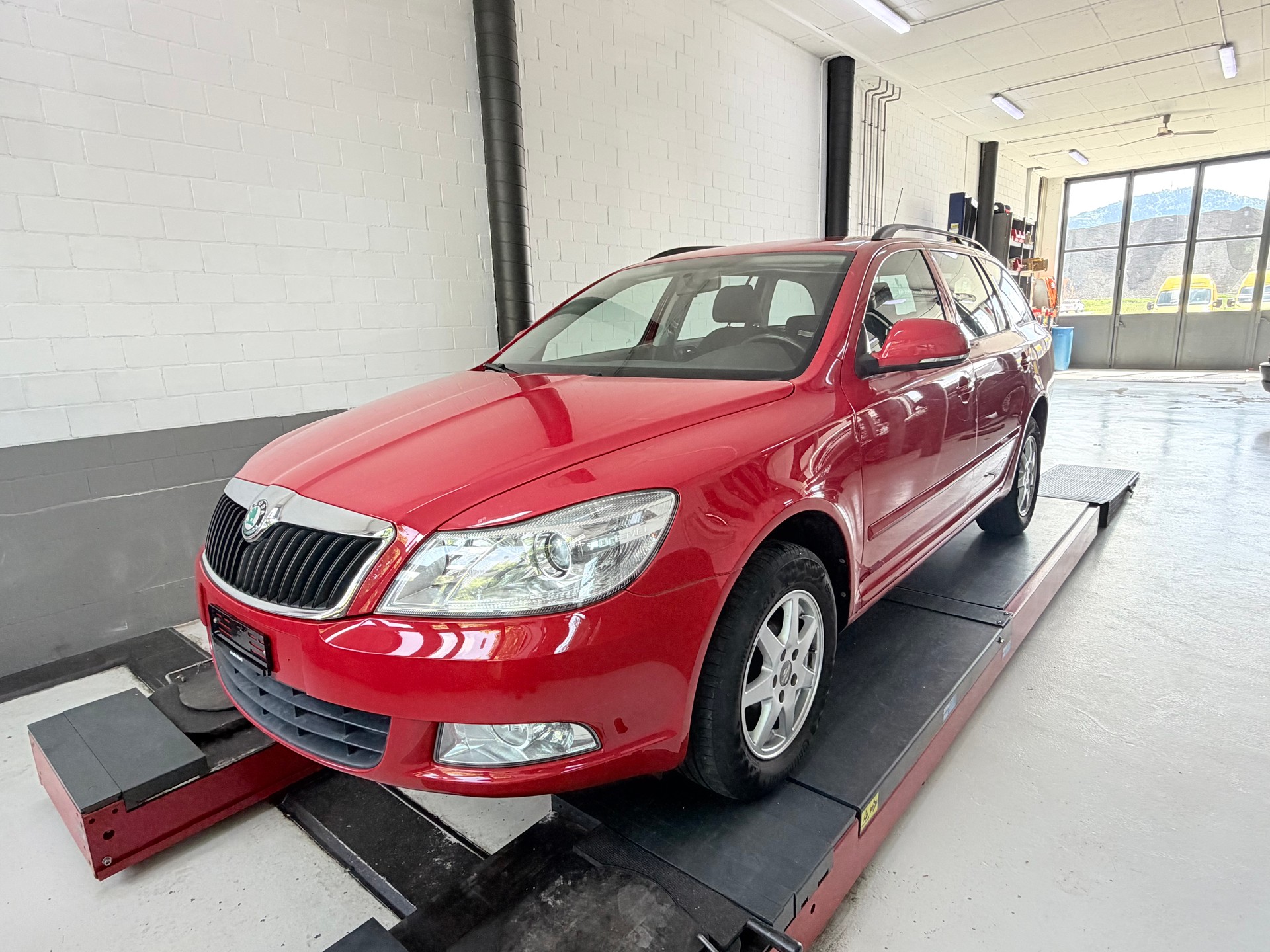 SKODA Octavia Combi 1.6 TDI Adventure 4x4