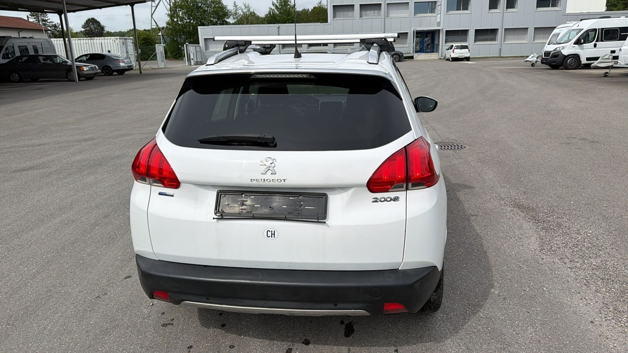 PEUGEOT 2008 1.2 PureTech Féline-image-5