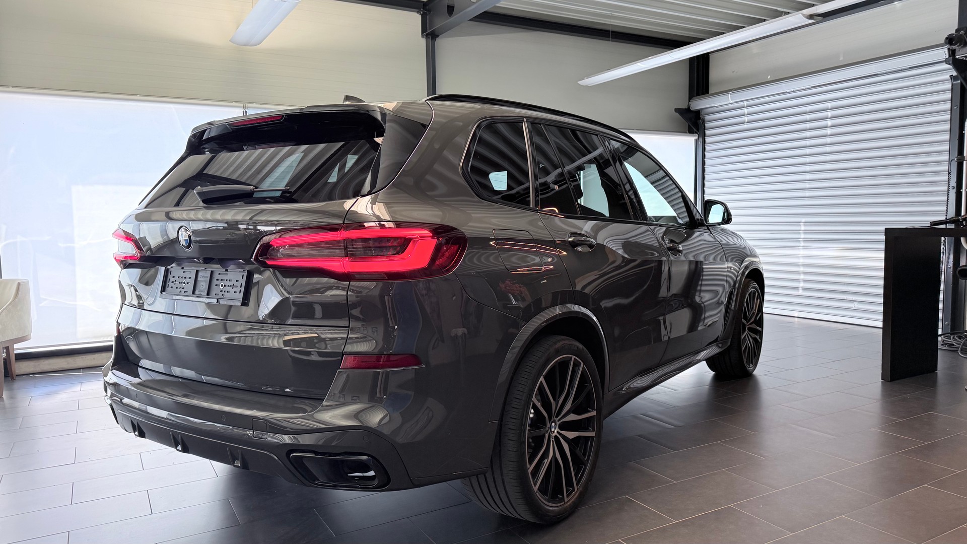 BMW X5 40d xDrive SAG-image-23