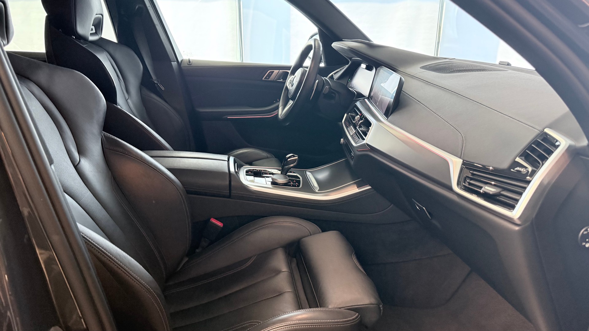 BMW X5 40d xDrive SAG-image-25