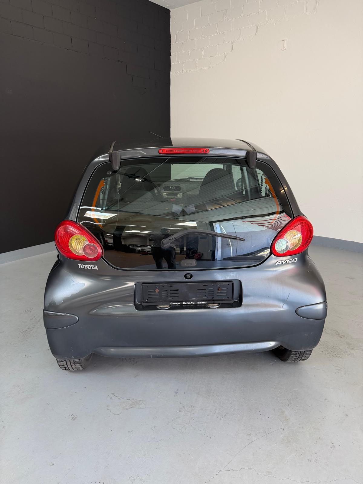 TOYOTA Aygo 1.0 Linea Luna ***CH-Fahrzeug*** 2. Hand-showroom-element-3