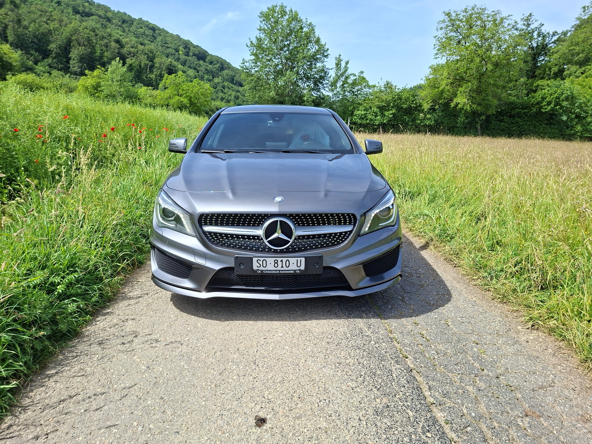 MERCEDES-BENZ CLA Shooting Brake 180 AMG Line 7G-DCT-showroom-element-2