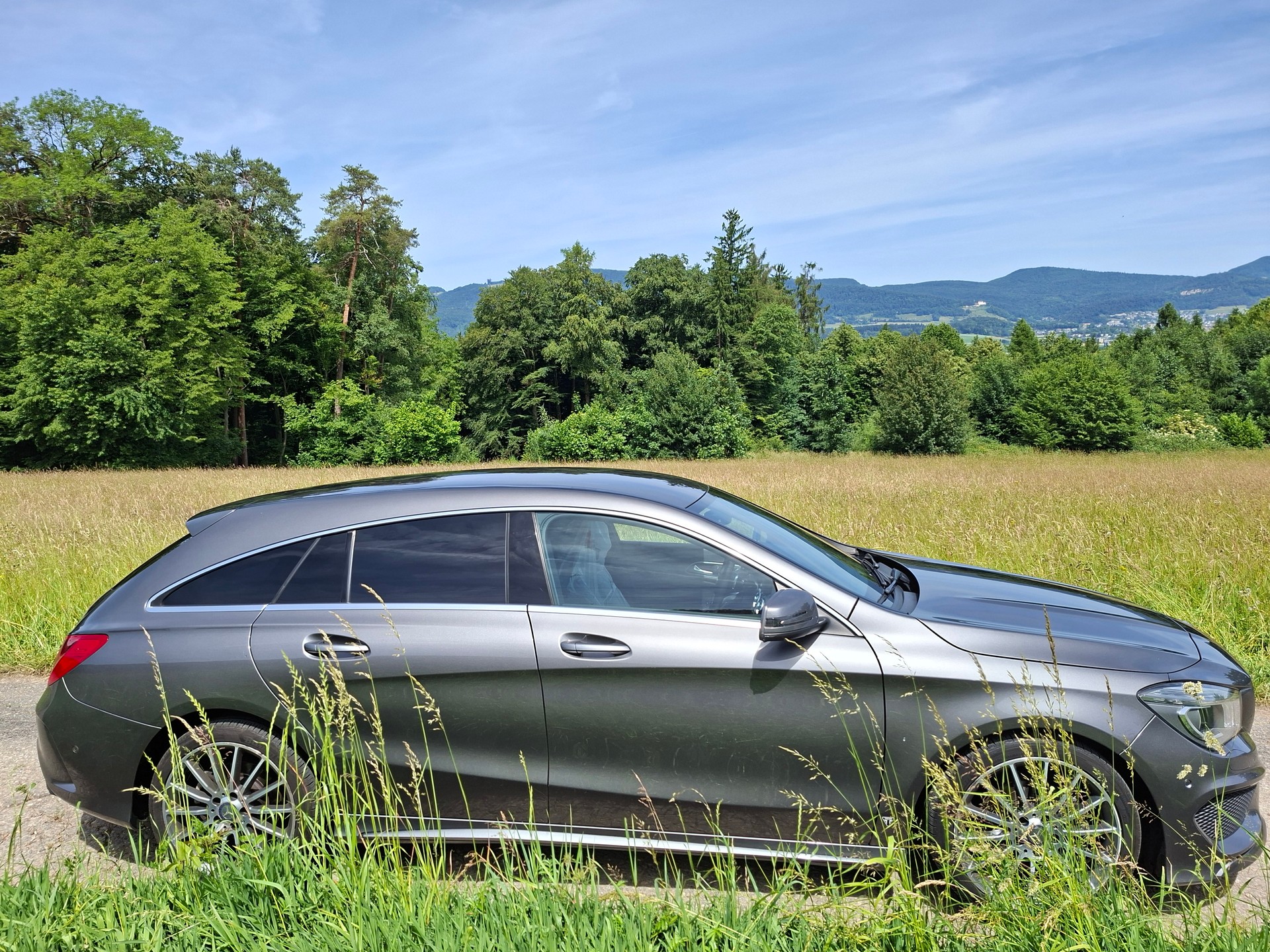 MERCEDES-BENZ CLA Shooting Brake 180 AMG Line 7G-DCT-image-4