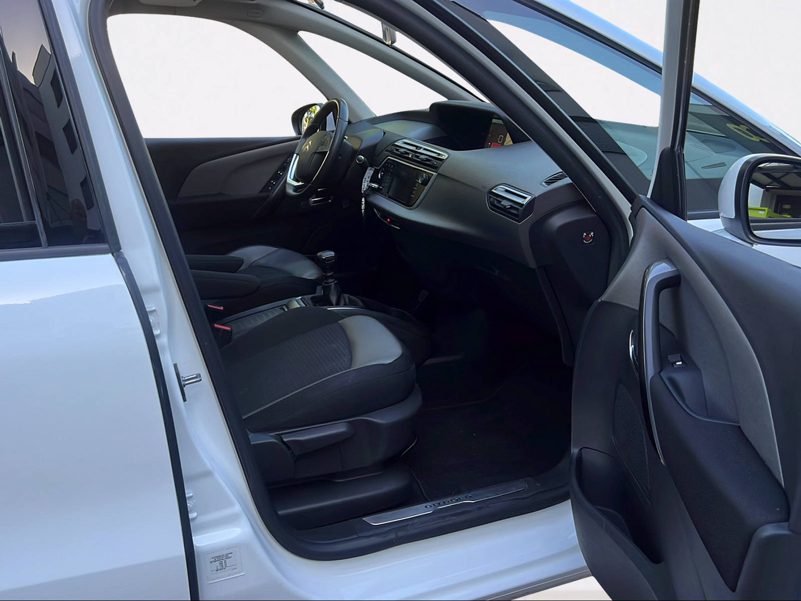 CITROEN Grand C4 Spacetourer 1.5 BlueHDi Feel Edition-image-3