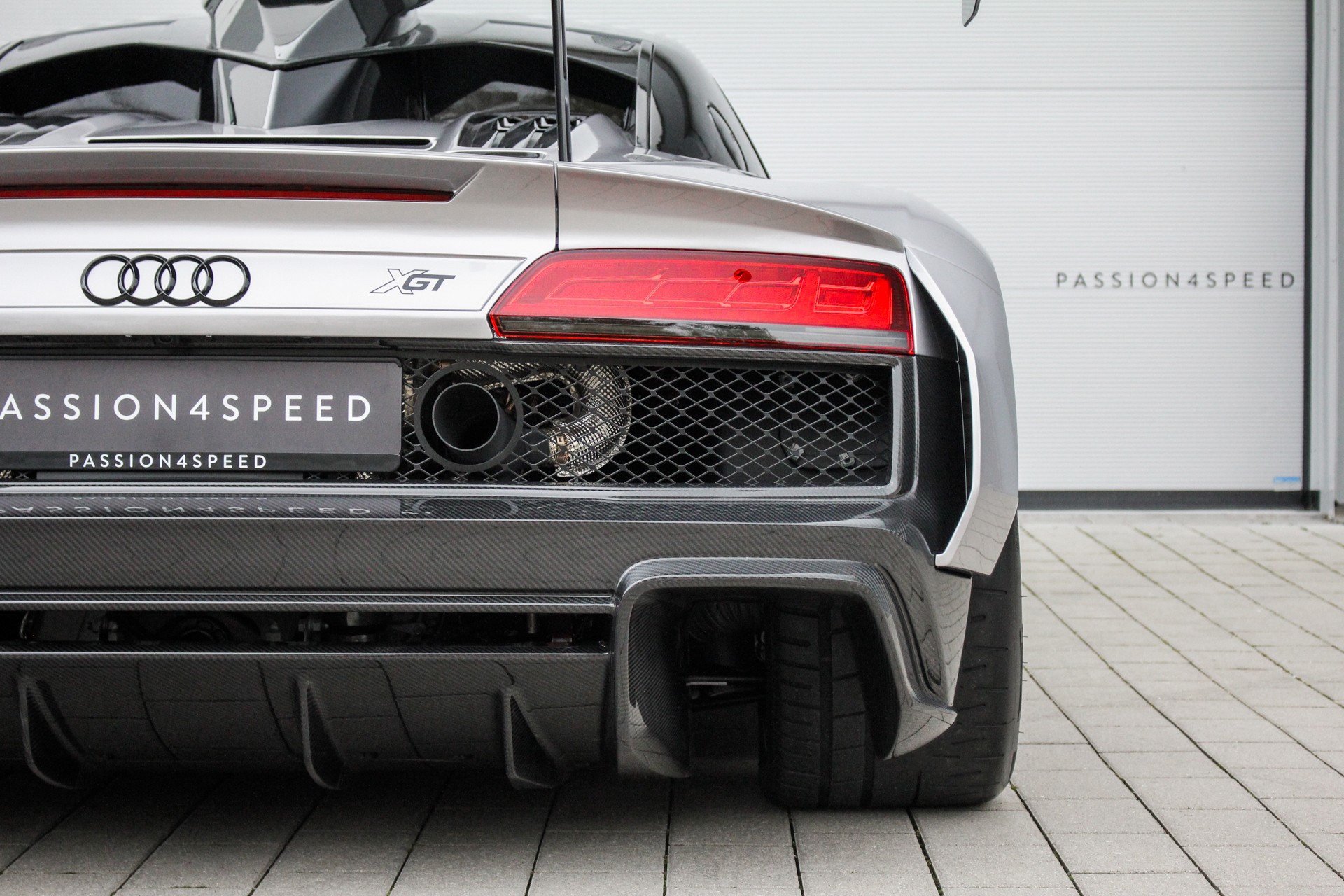 AUDI ABT XGT-image-10