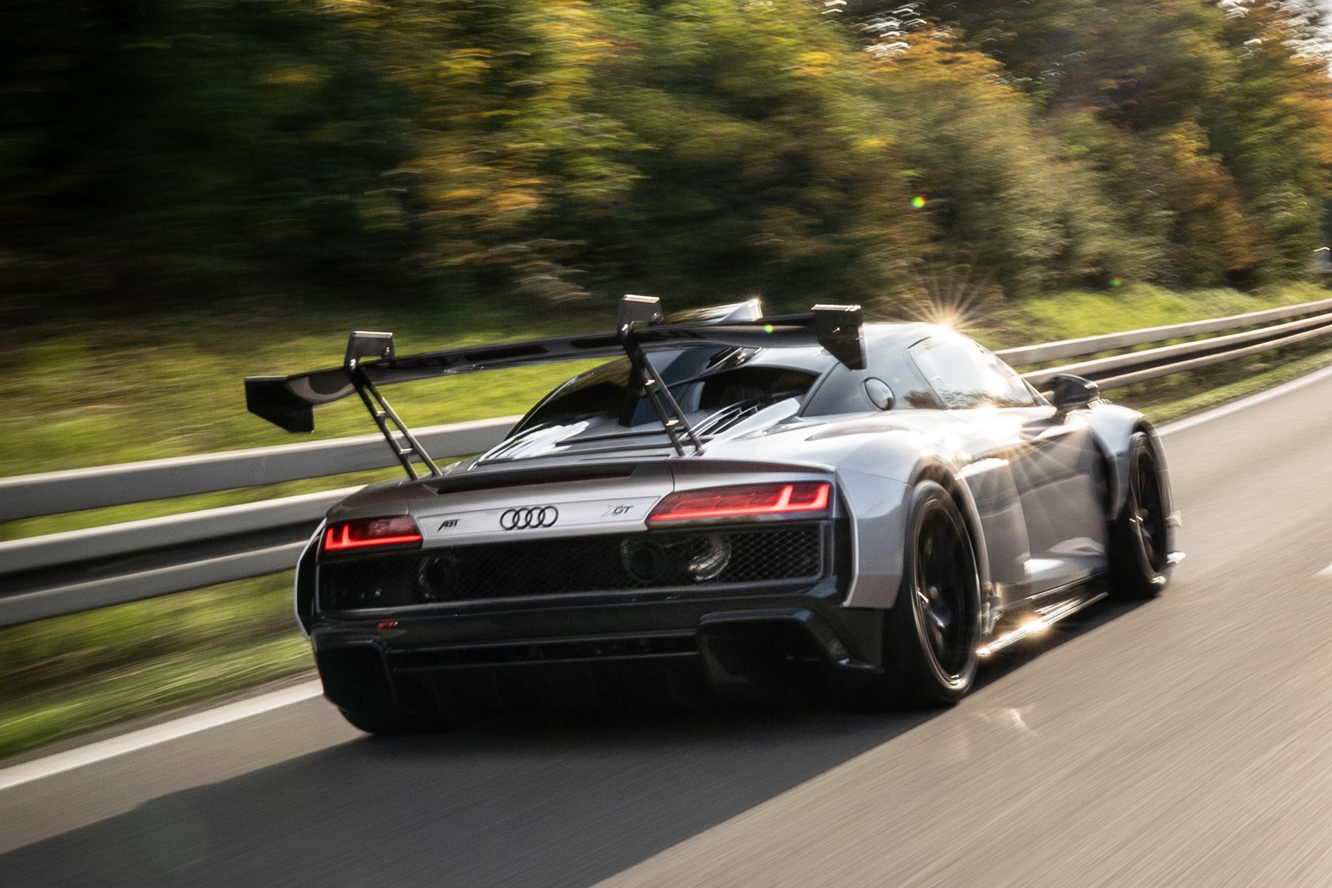 AUDI ABT XGT-image-23