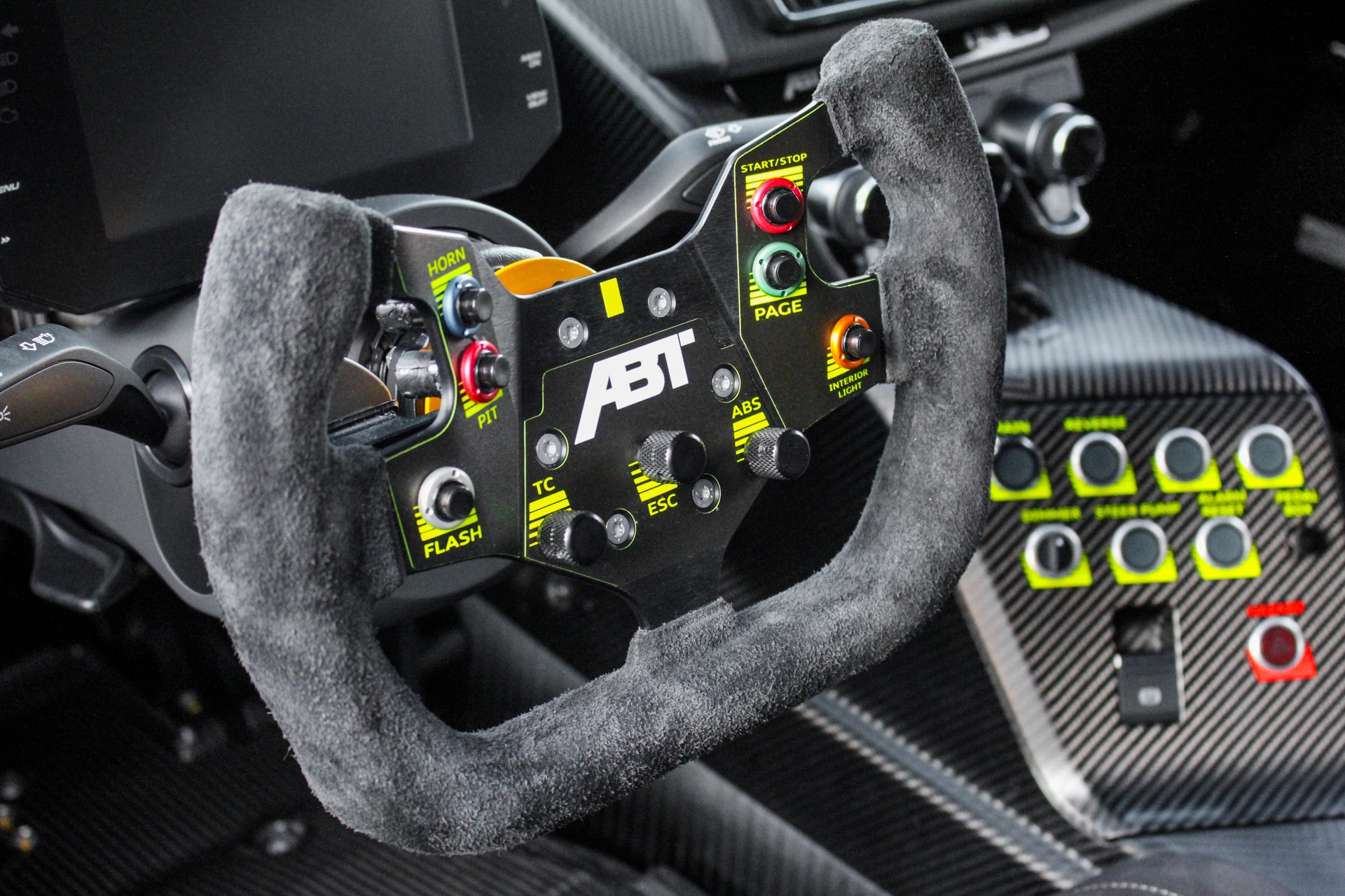 AUDI ABT XGT-image-14