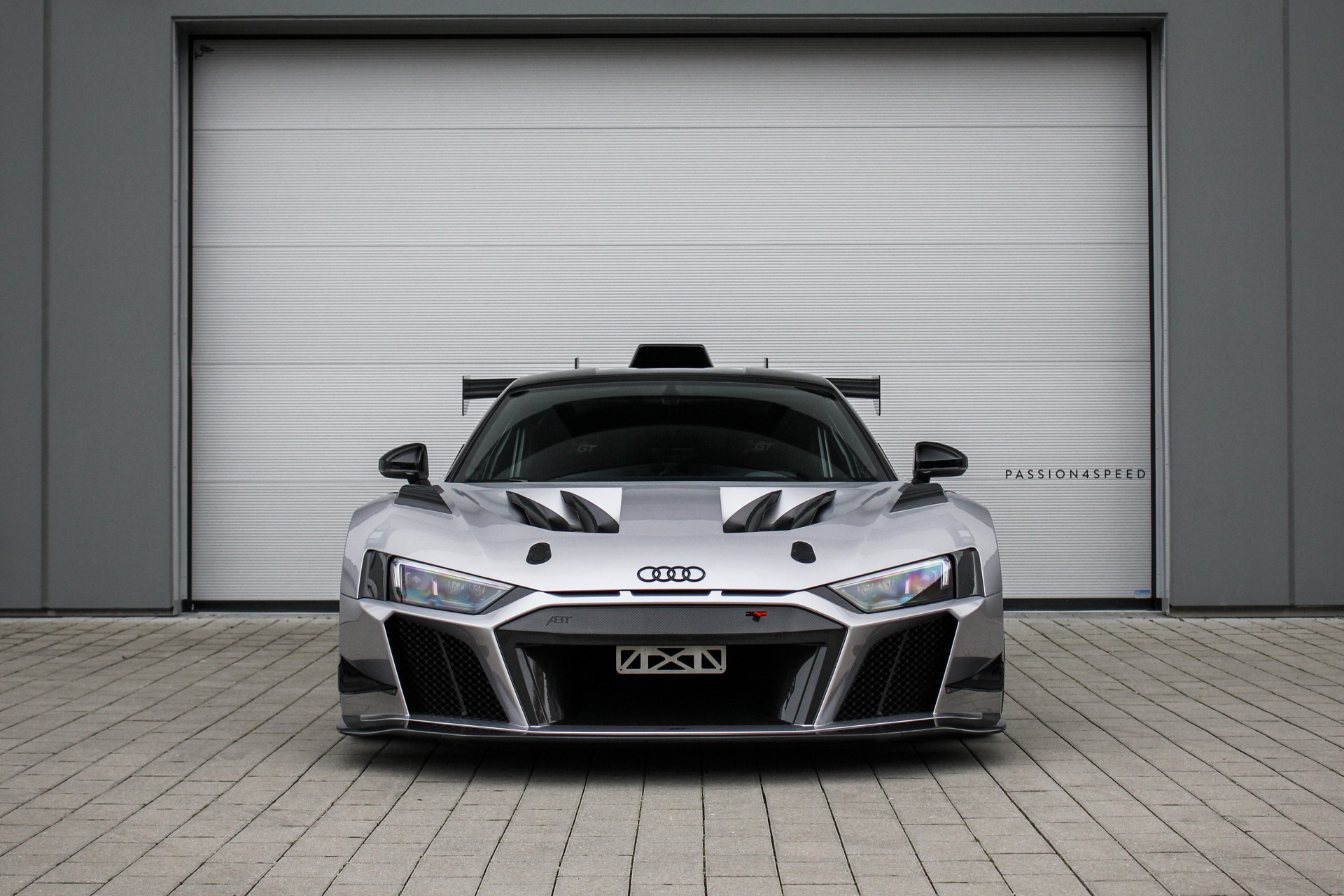 AUDI ABT XGT