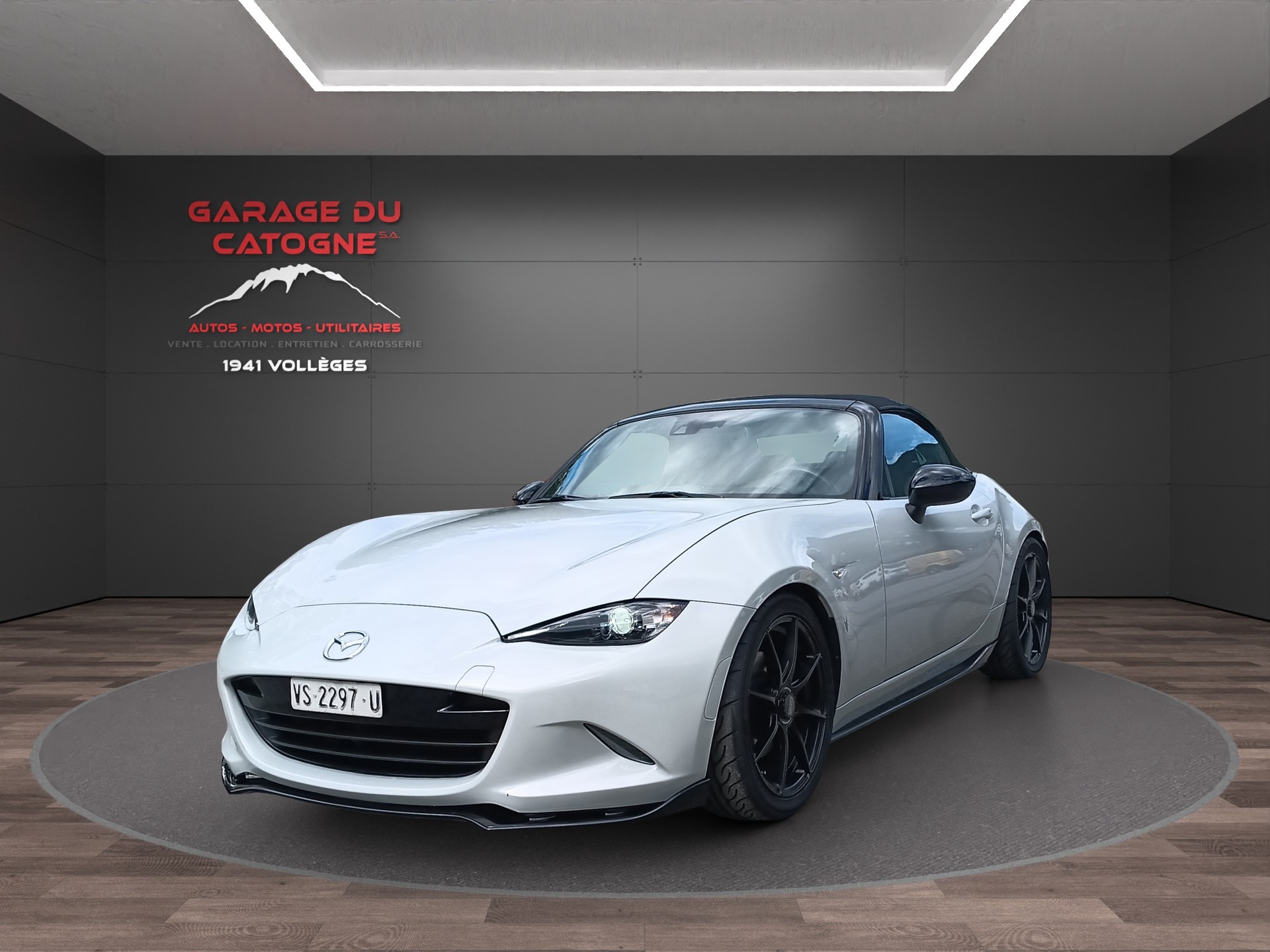 MAZDA MX-5 SKYACTIV-G 160 Ambition-showroom-element-1