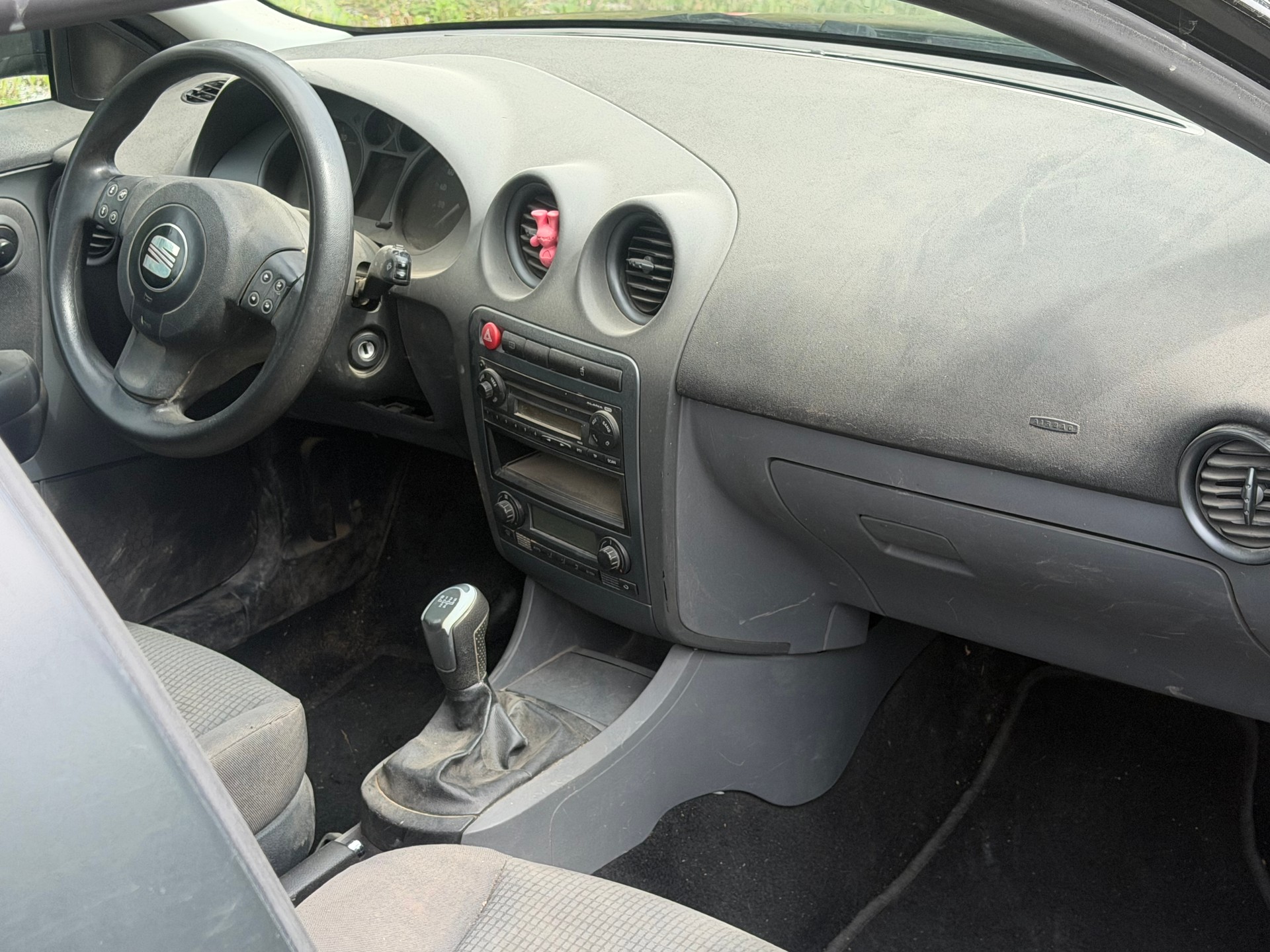 SEAT Ibiza 1.4 16V Stylance-image-6