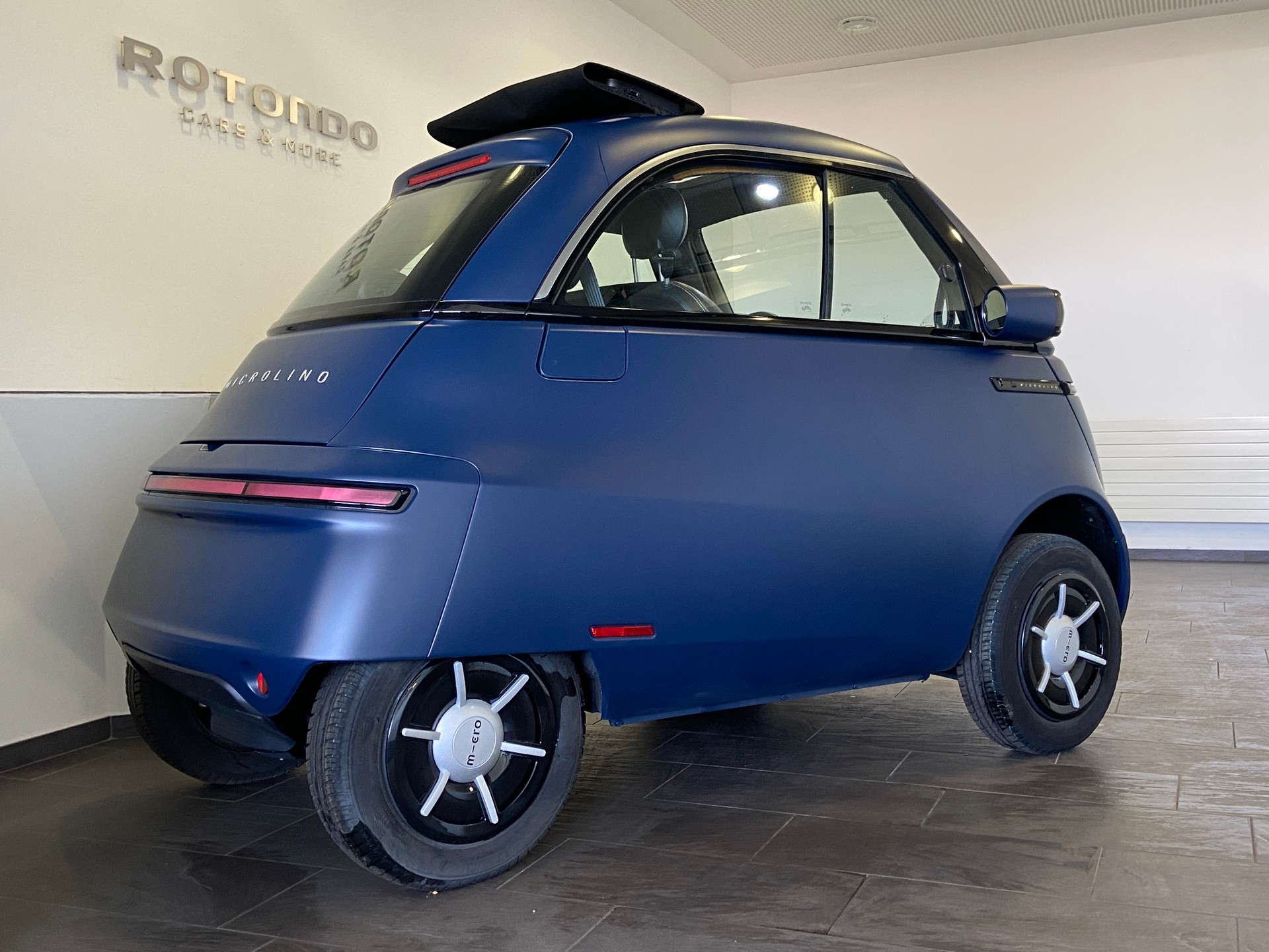MICRO Competizione Medium Range 10.5 kWh-showroom-element-2