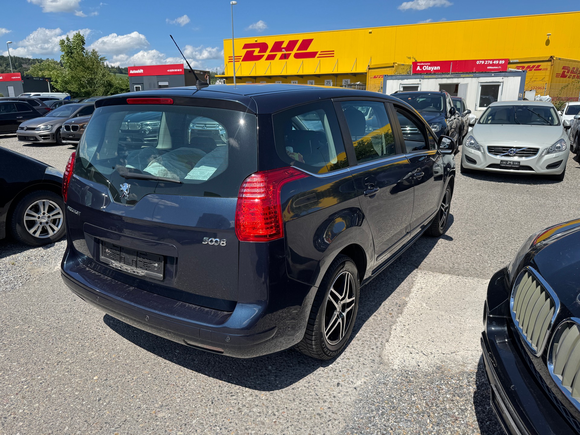 PEUGEOT 5008 1.6 16V T Sport-image-4