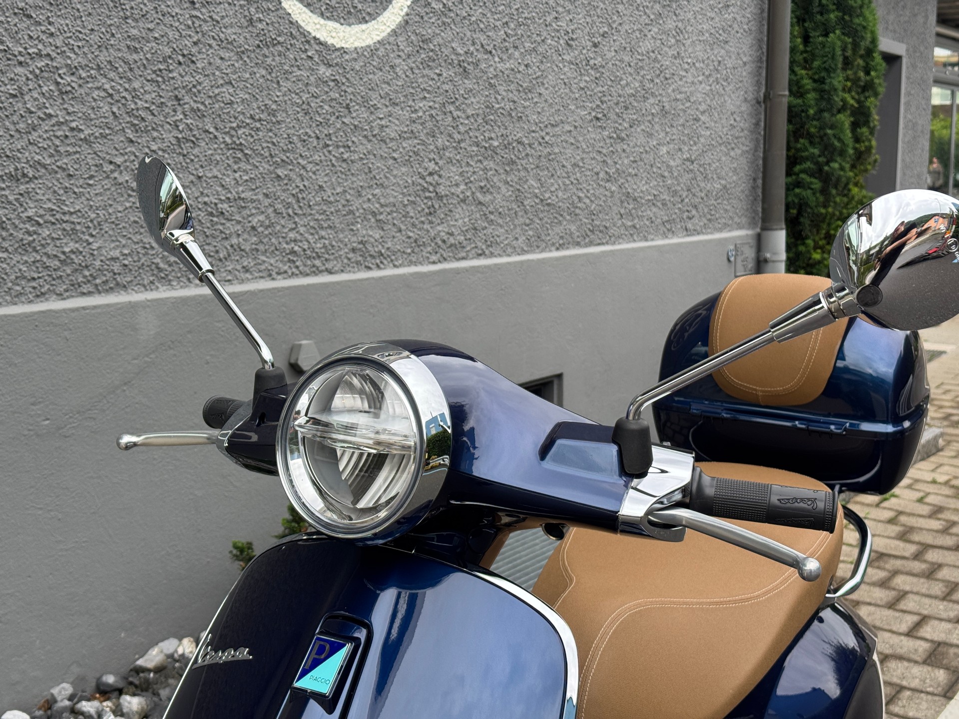 PIAGGIO Vespa 125 Primavera-image-1