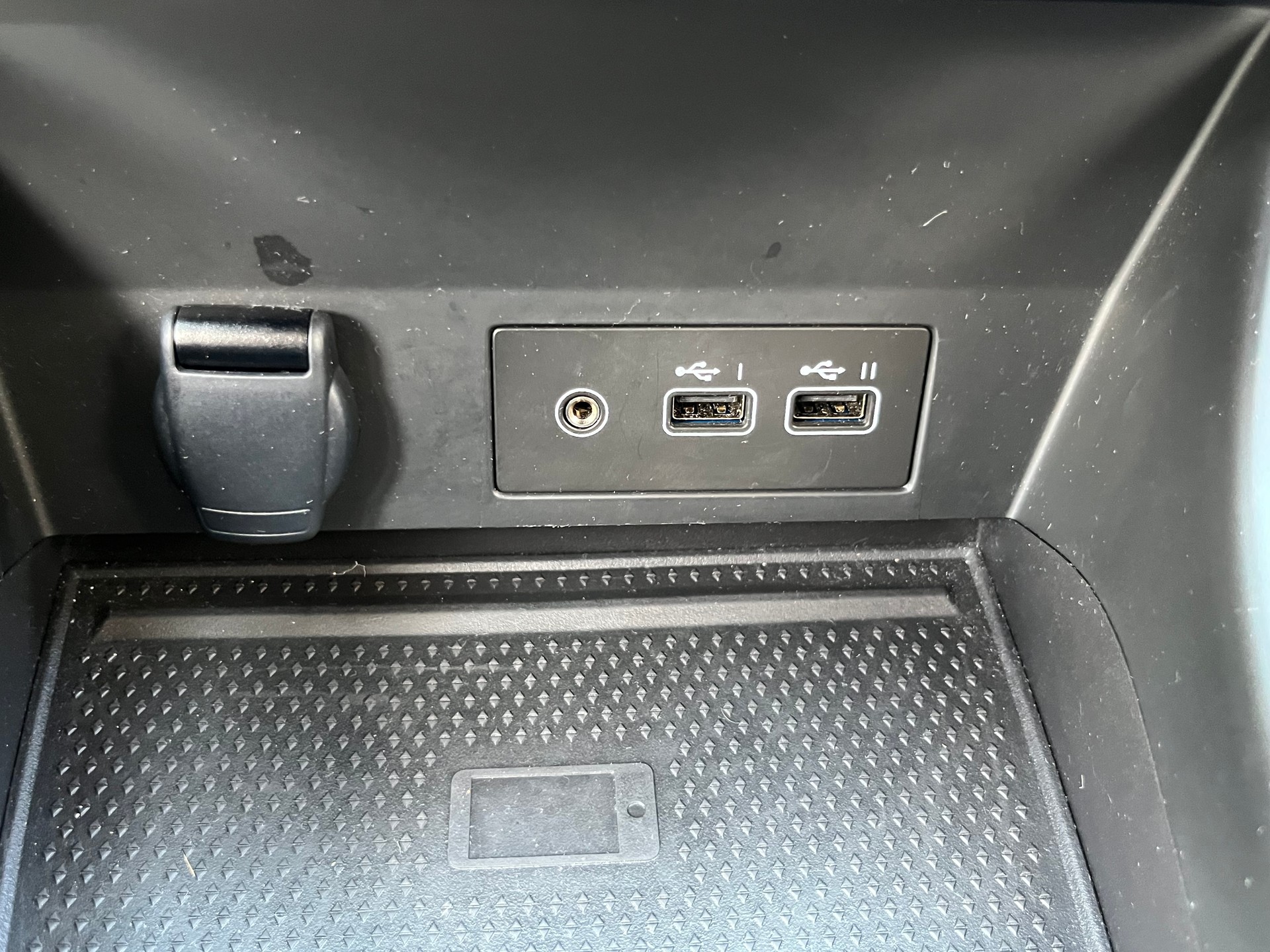 RENAULT Captur 1.3 TCe Techno EDC-image-13