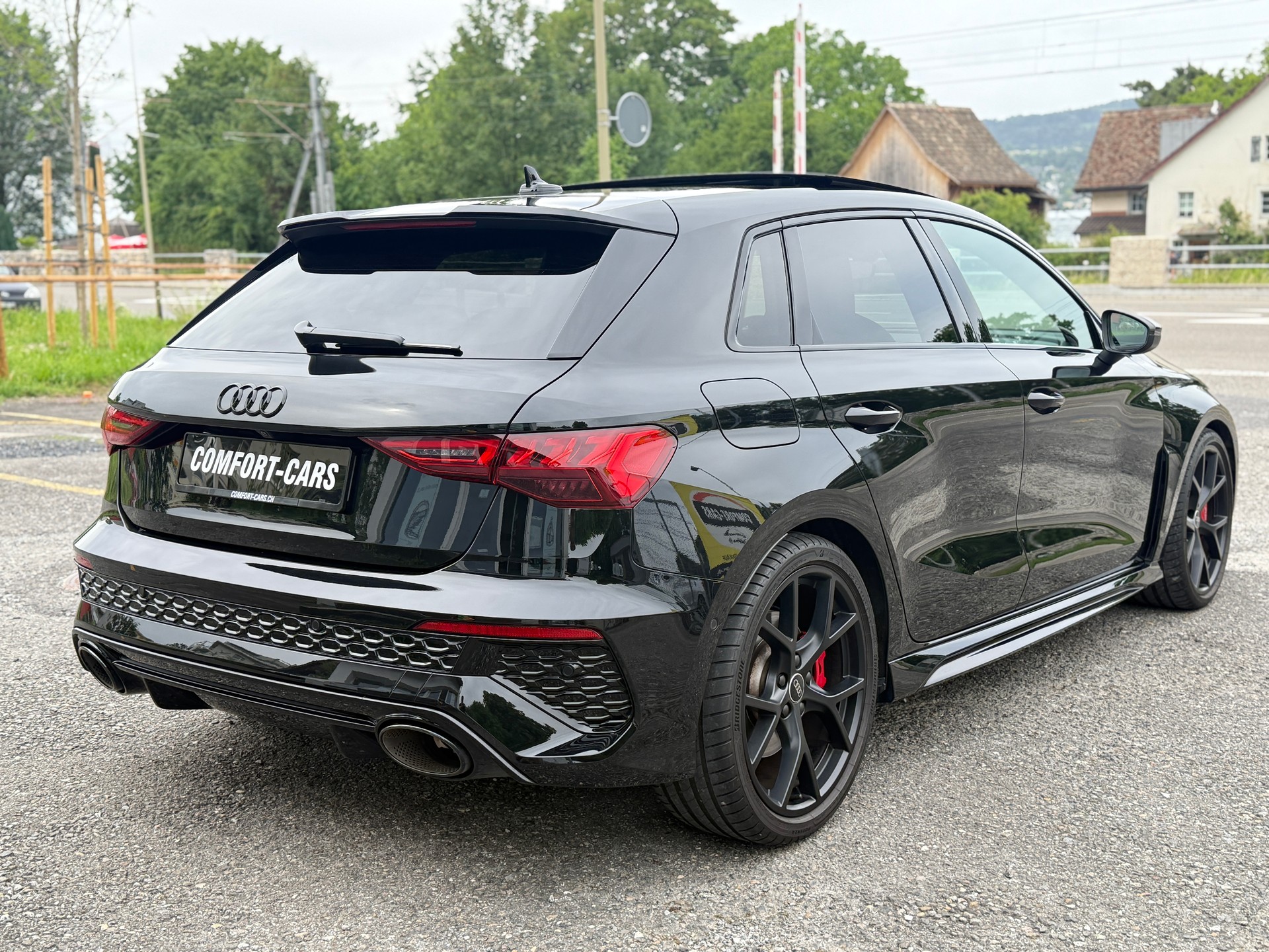 AUDI RS3 Sportback 2.5 TSI quattro S-tronic Audi Swiss Service Package+-image-7