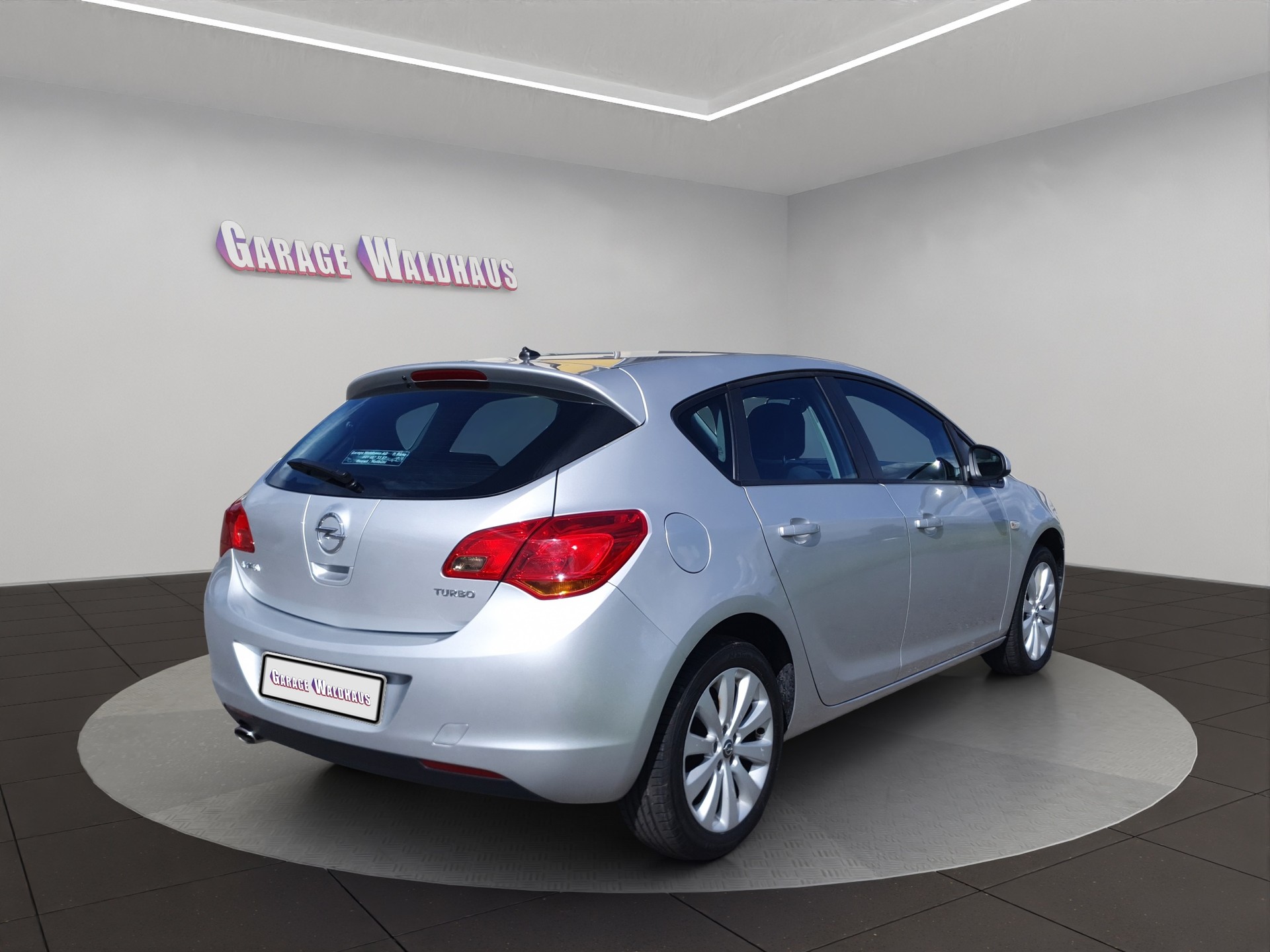 OPEL Astra 1.4i 16V Turbo-image-4