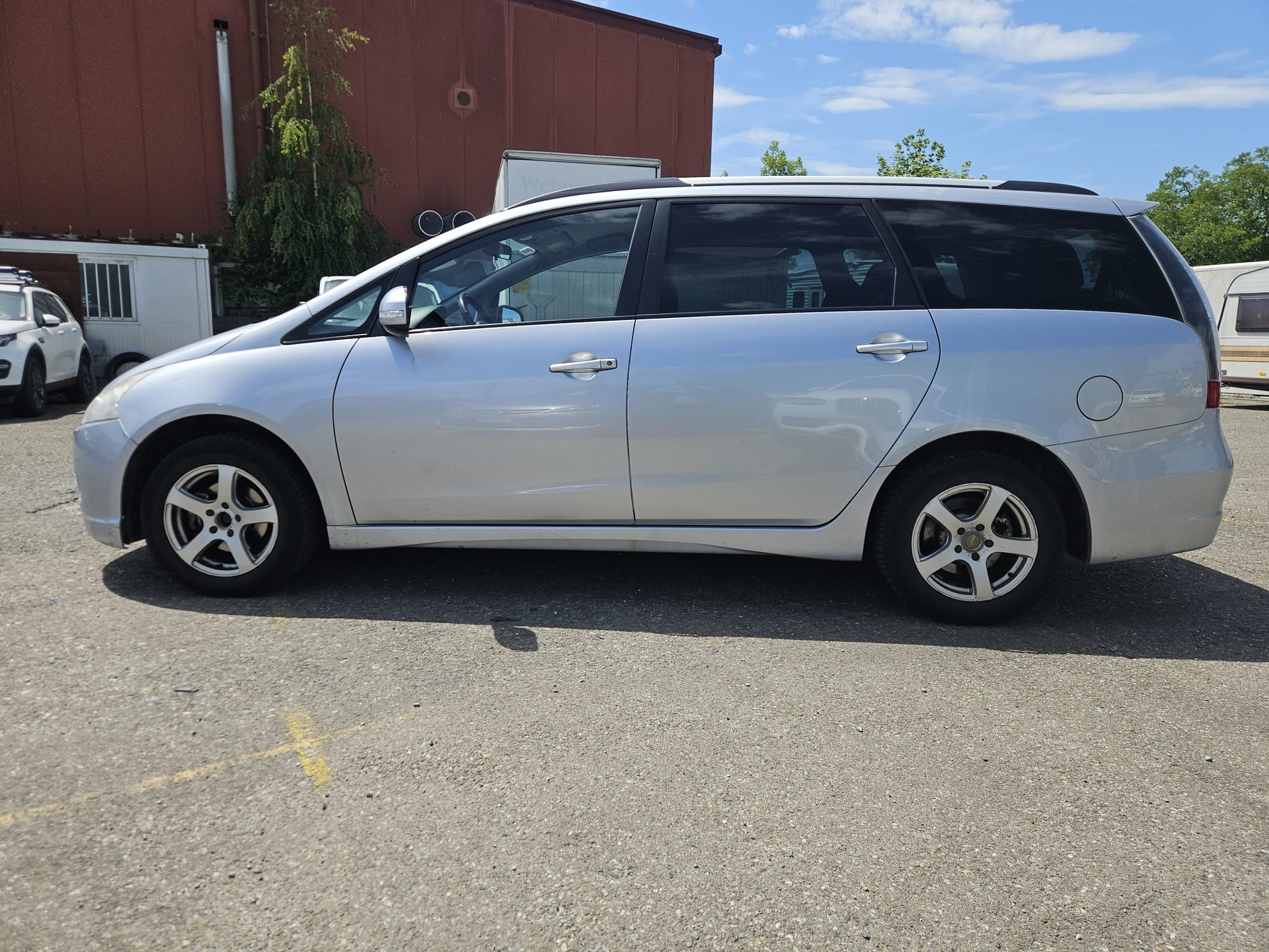 MITSUBISHI Grandis 2.0 16V DID Swiss Edition-showroom-element-1