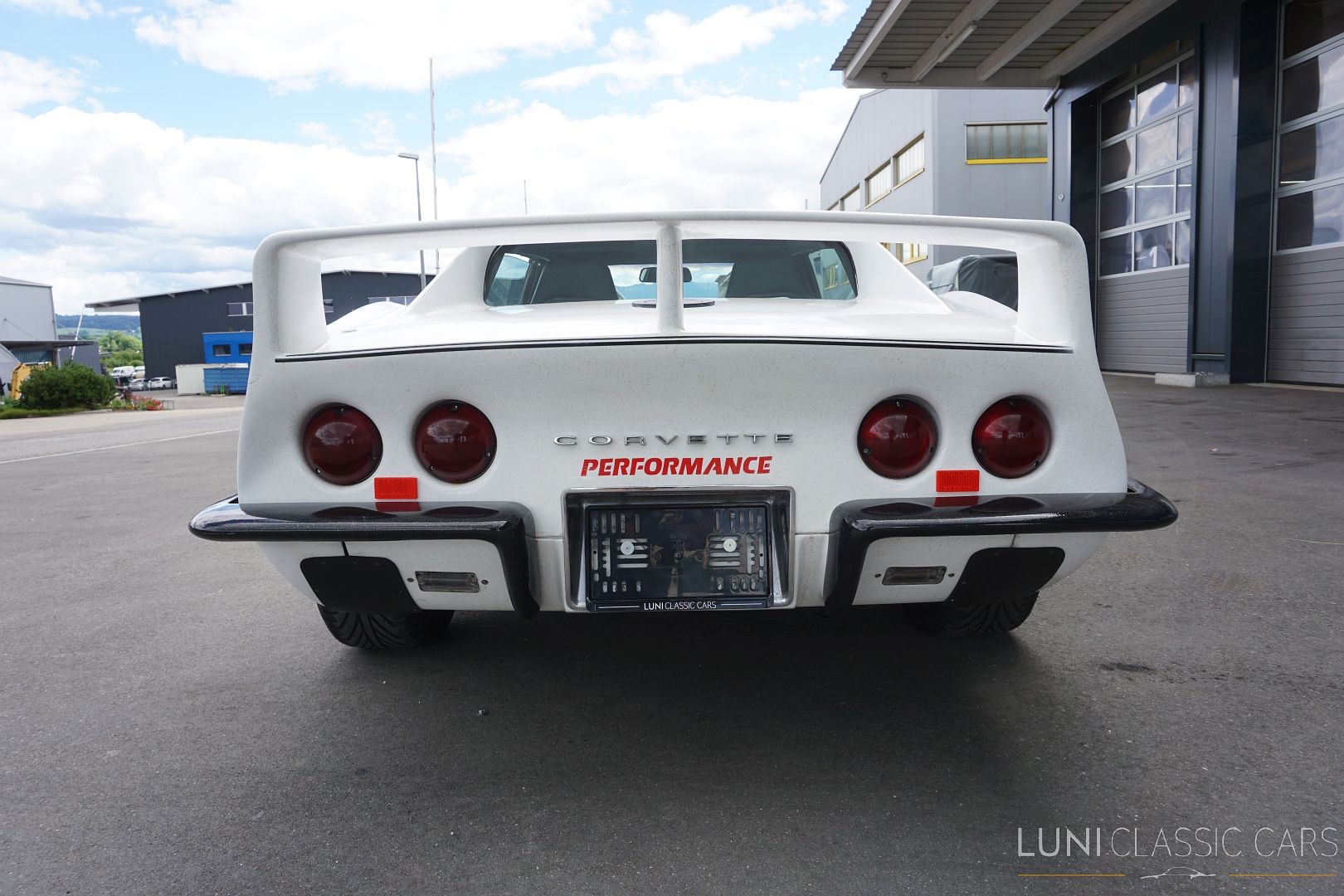 CHEVROLET Corvette C3 Custom-image-4