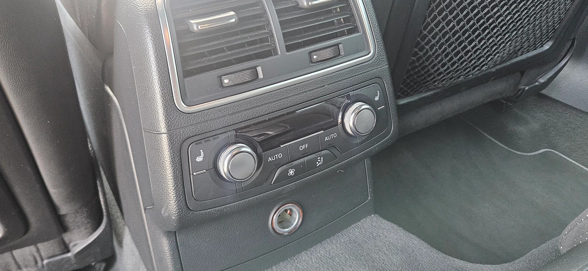 AUDI A6 Avant 3.0 TFSI V6 quattro S-tronic-image-9